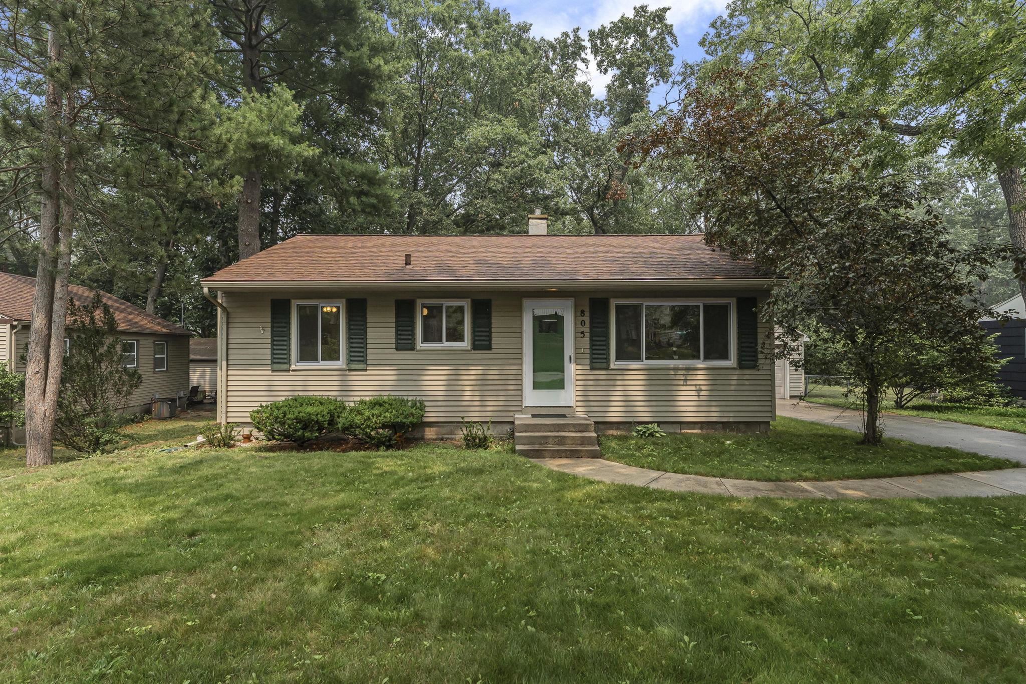 805 Indian Trail Boulevard Property Photo 1