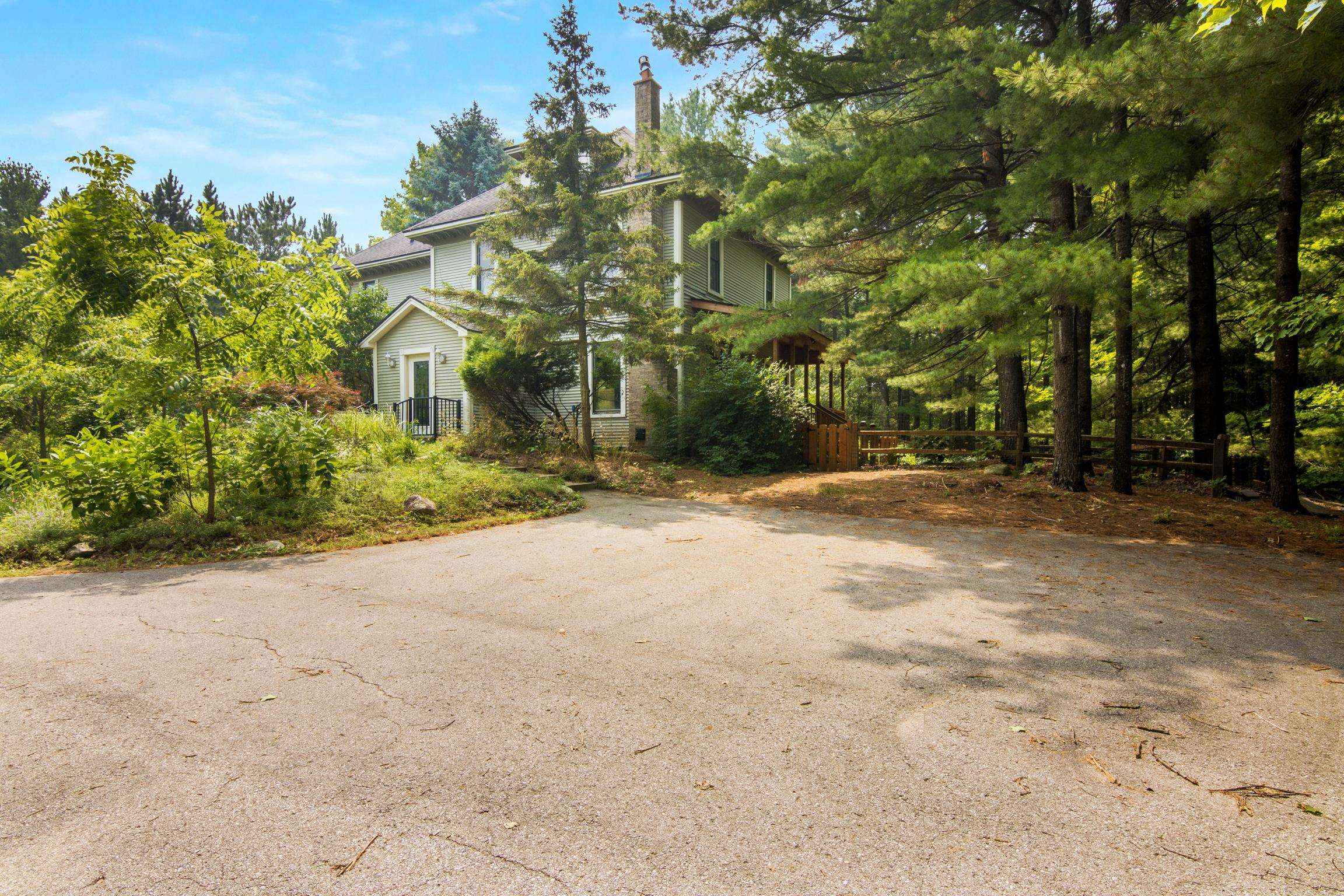 7651 Timberwoods Drive Property Photo 1