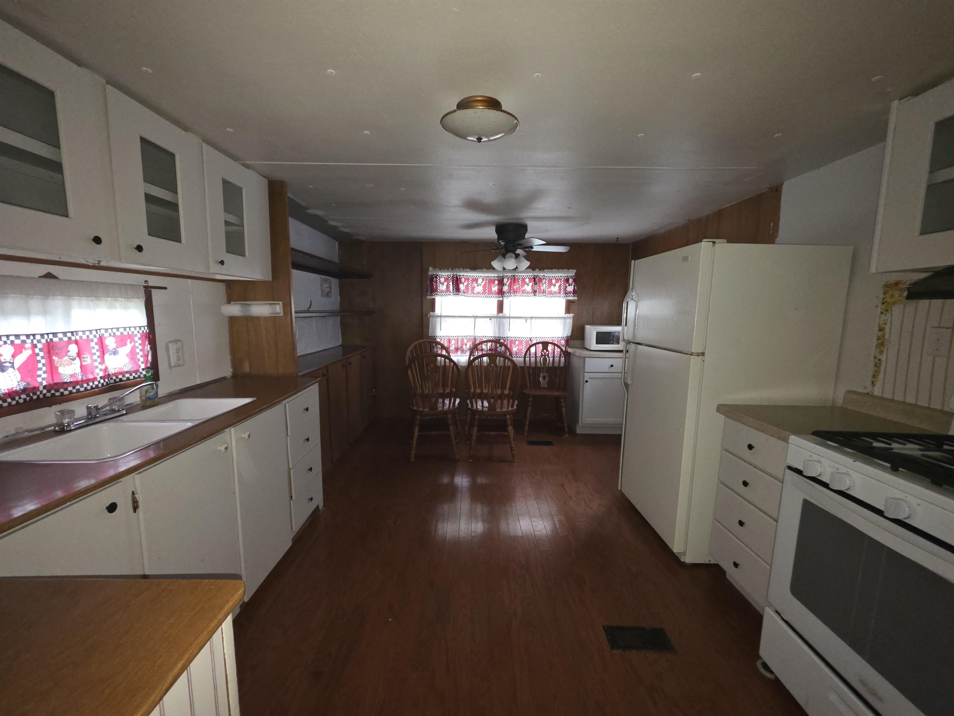 3341 Bert Street Property Photo 4