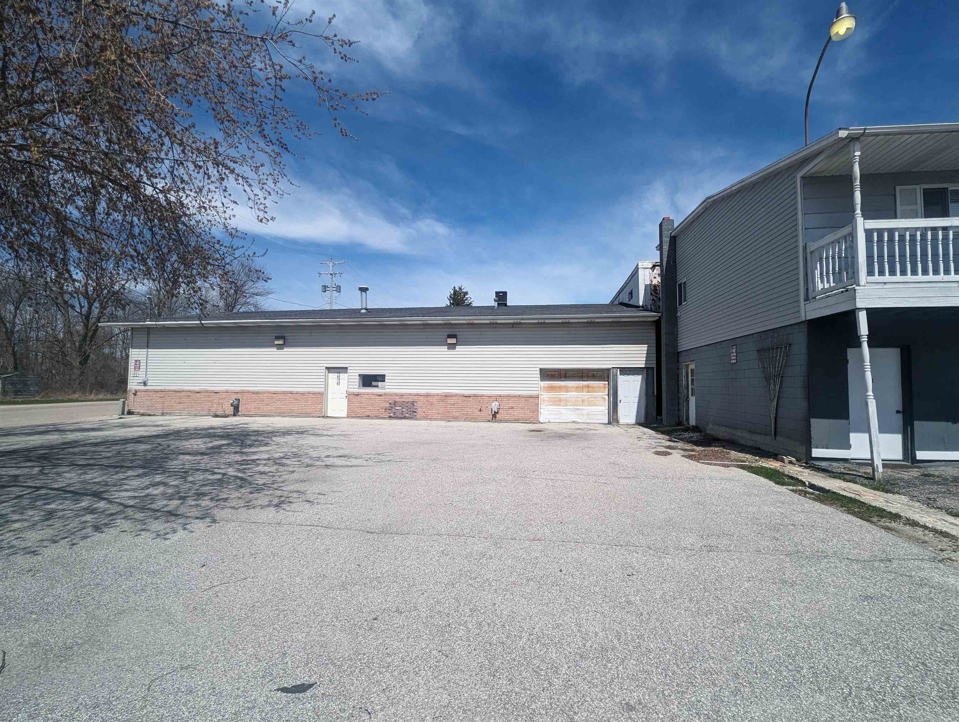 108 N Mackinaw Road Property Photo 2