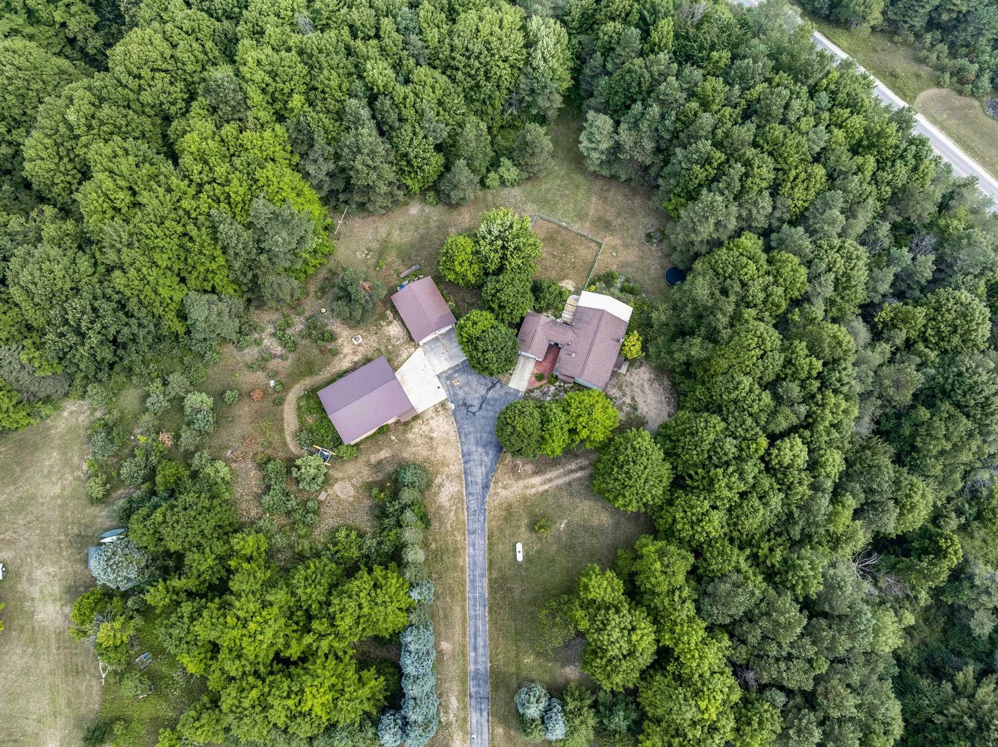 7788 Love Road Property Photo 4