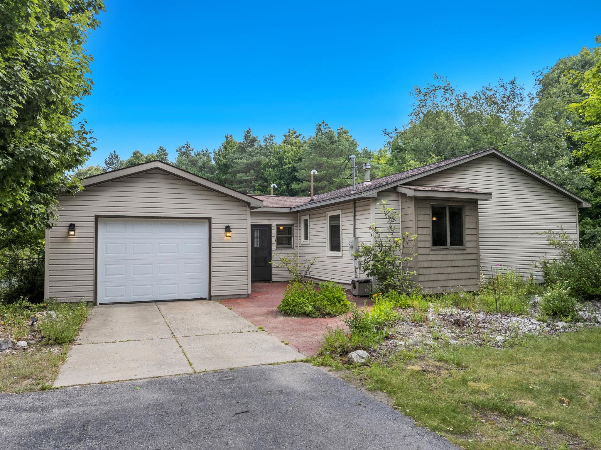 7788 Love Road Property Photo 5