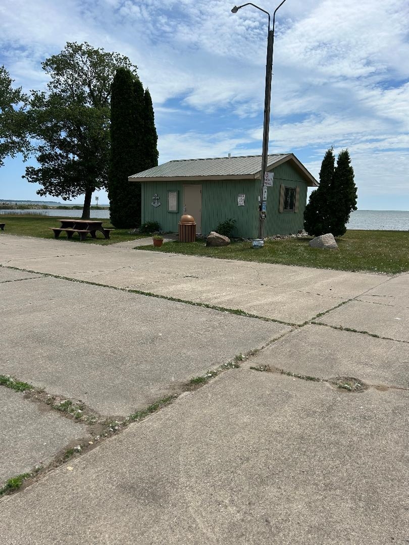 3676 E Michigan Avenue Property Photo 2