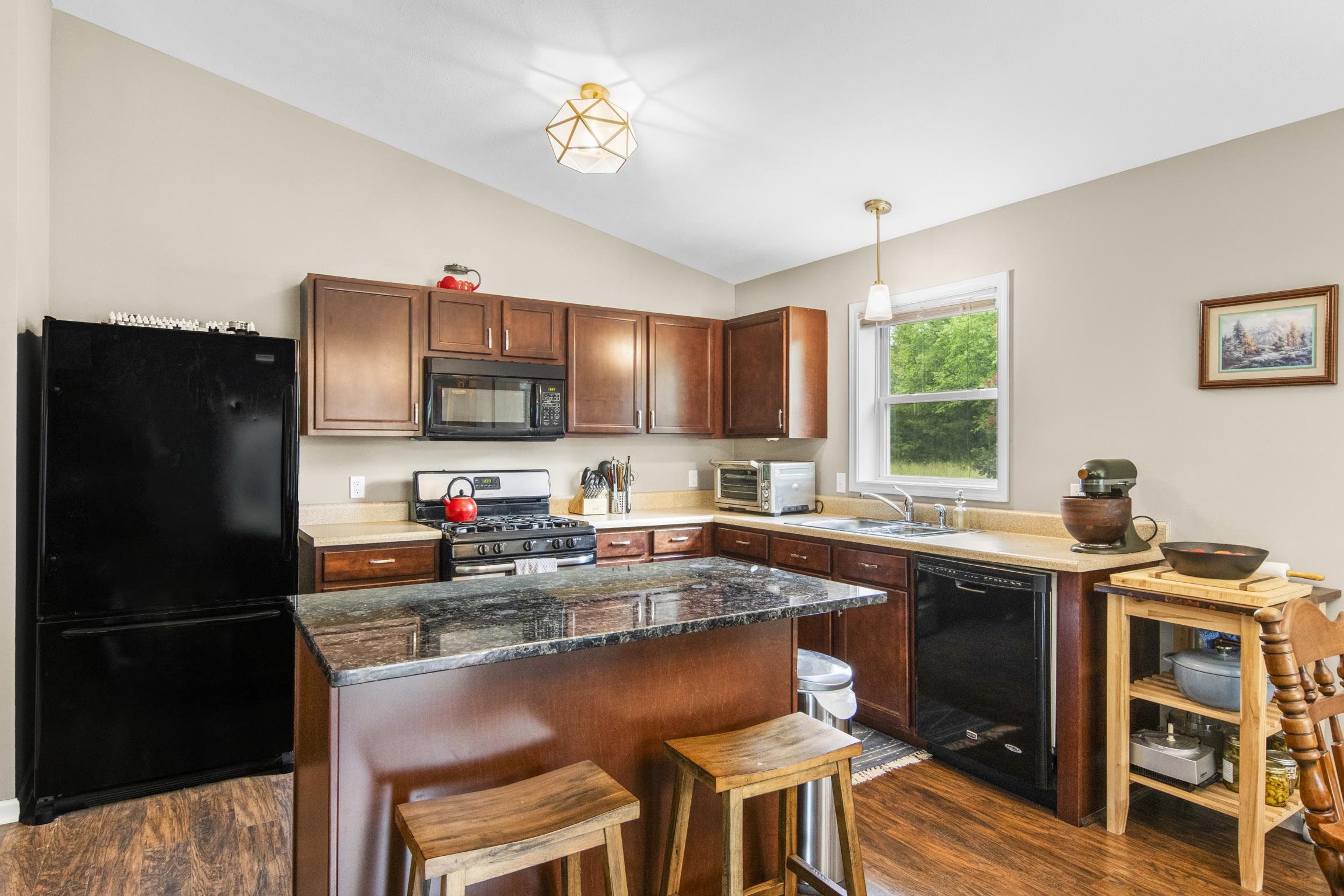 14143 Erdman Road Property Photo 9