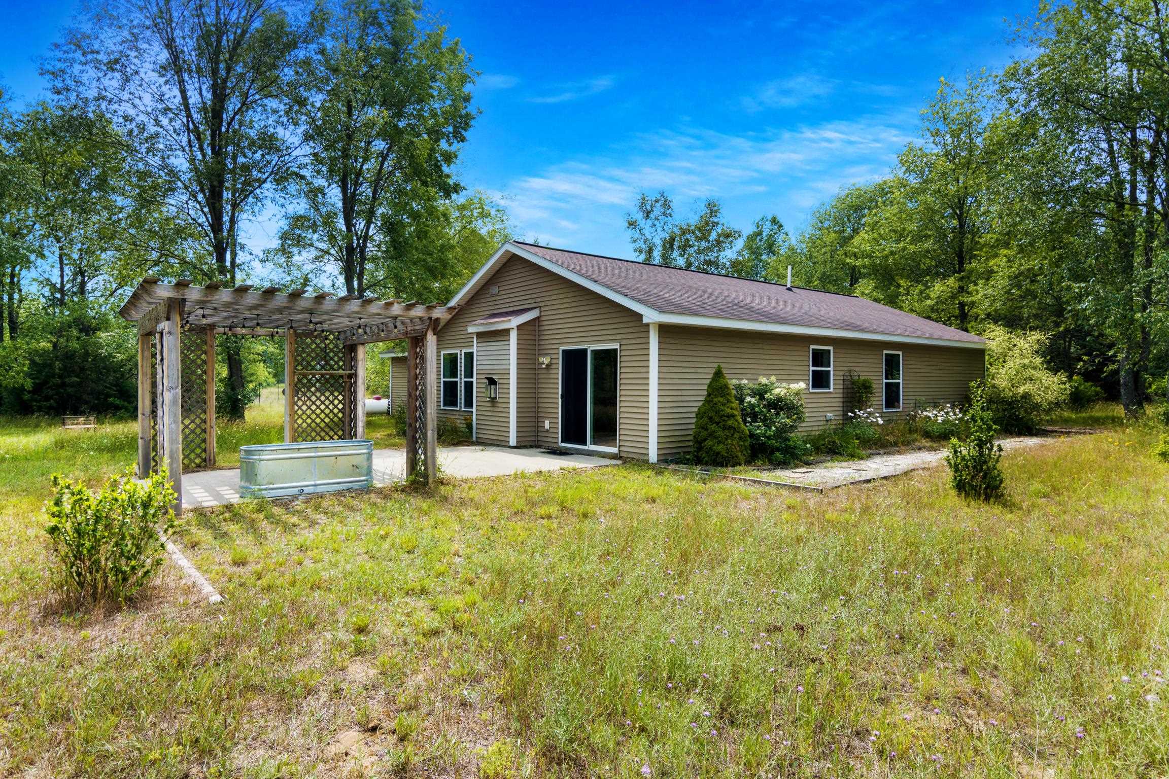 14143 Erdman Road Property Photo 20