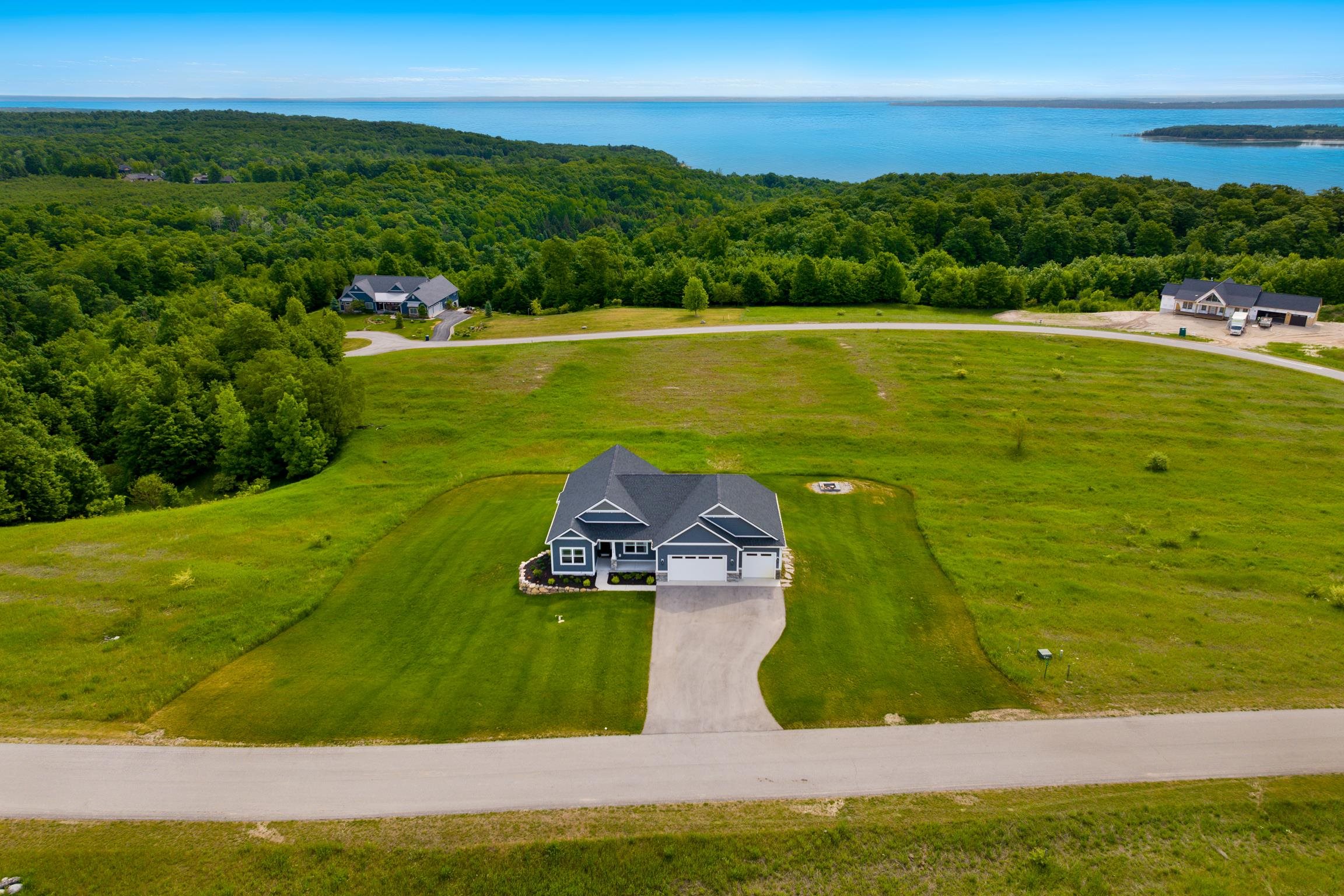 1476 Brencris Lane Property Photo 1