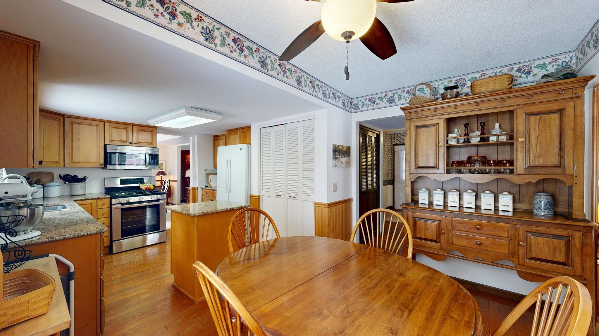 591 Cedar Drive Property Photo 11