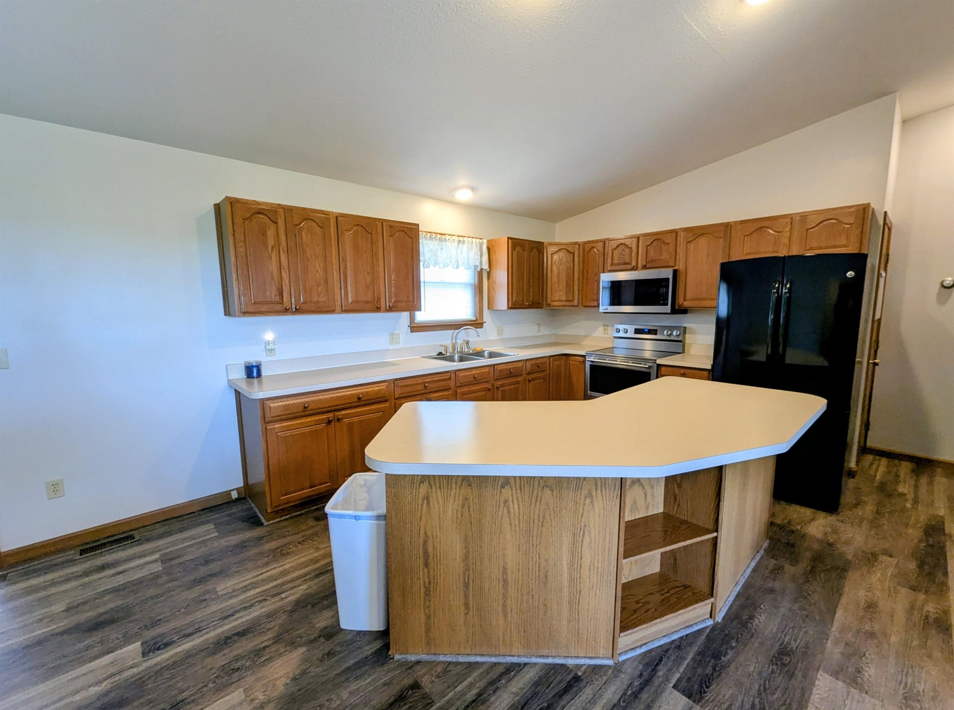 1177 Melita Road Property Photo 33