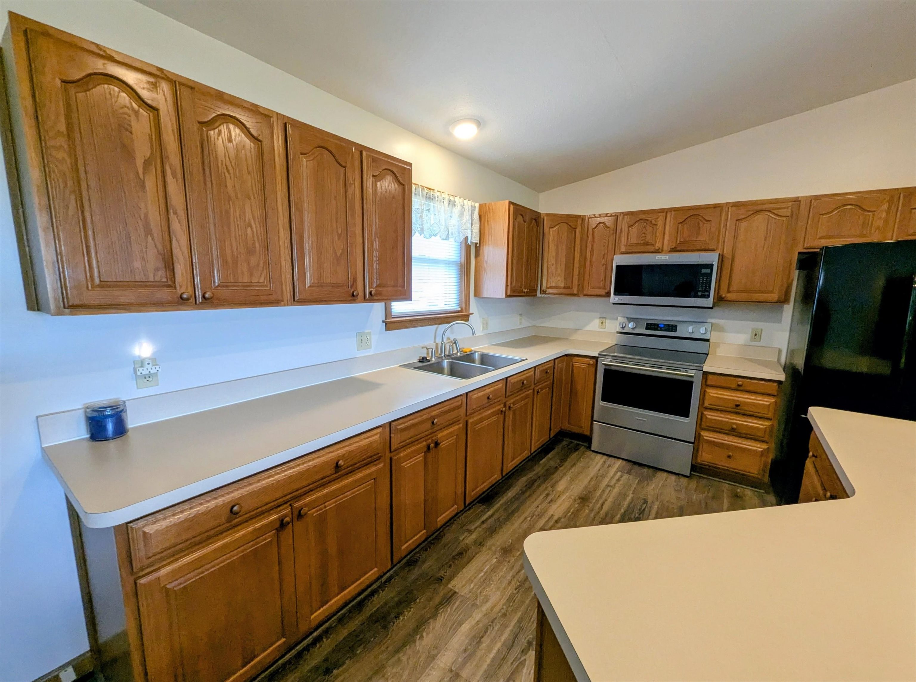 1177 Melita Road Property Photo 36
