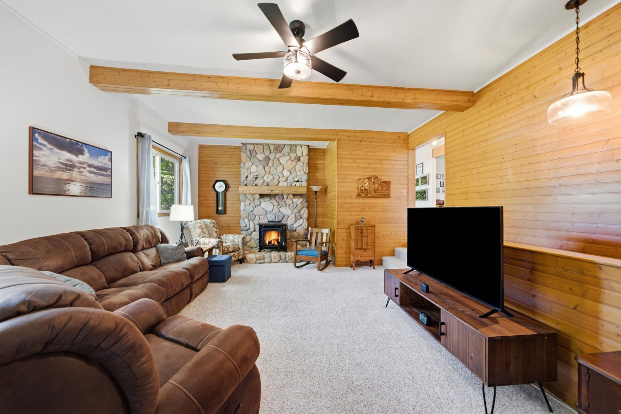 123 Alexander Street Property Photo 3