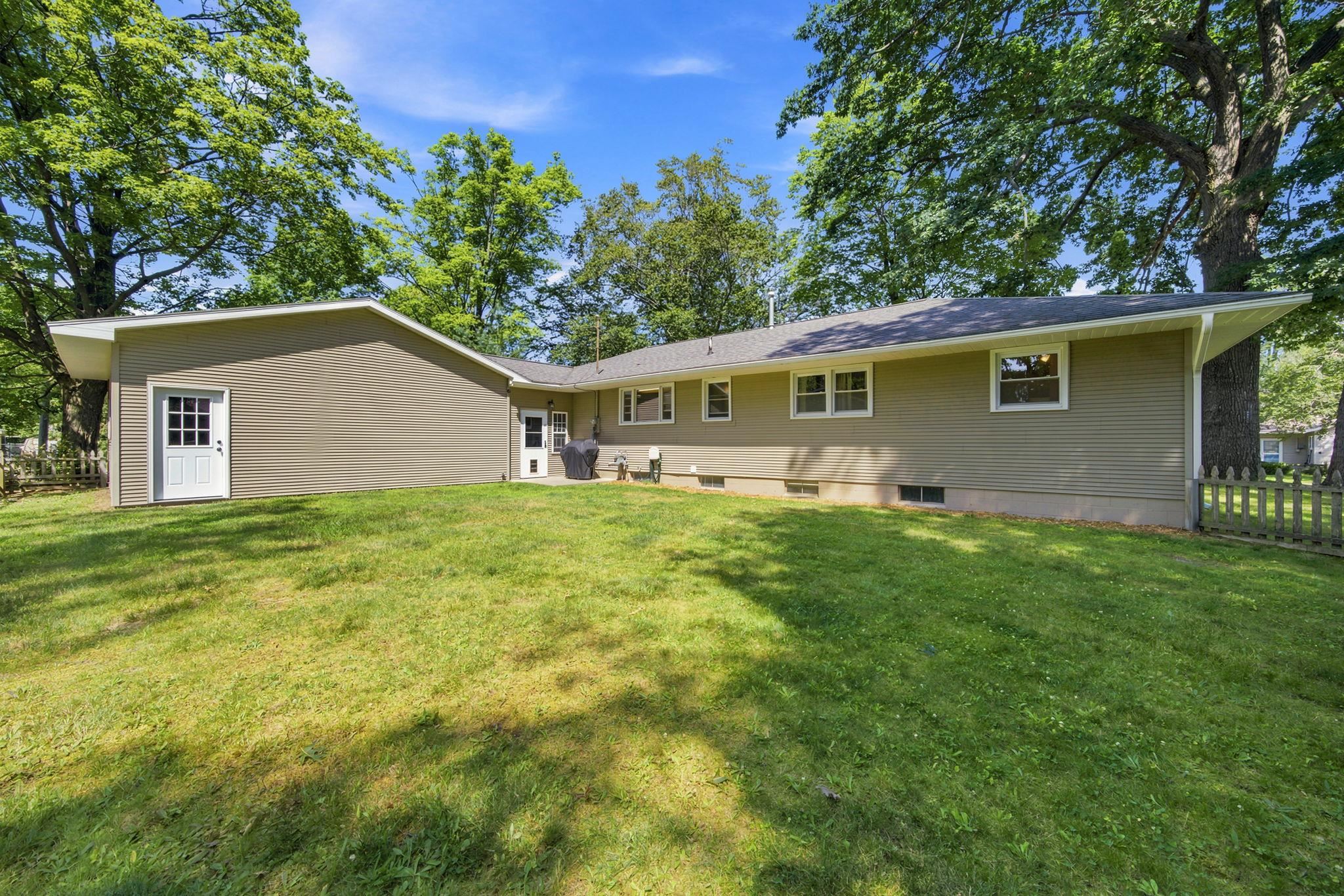 123 Alexander Street Property Photo 12
