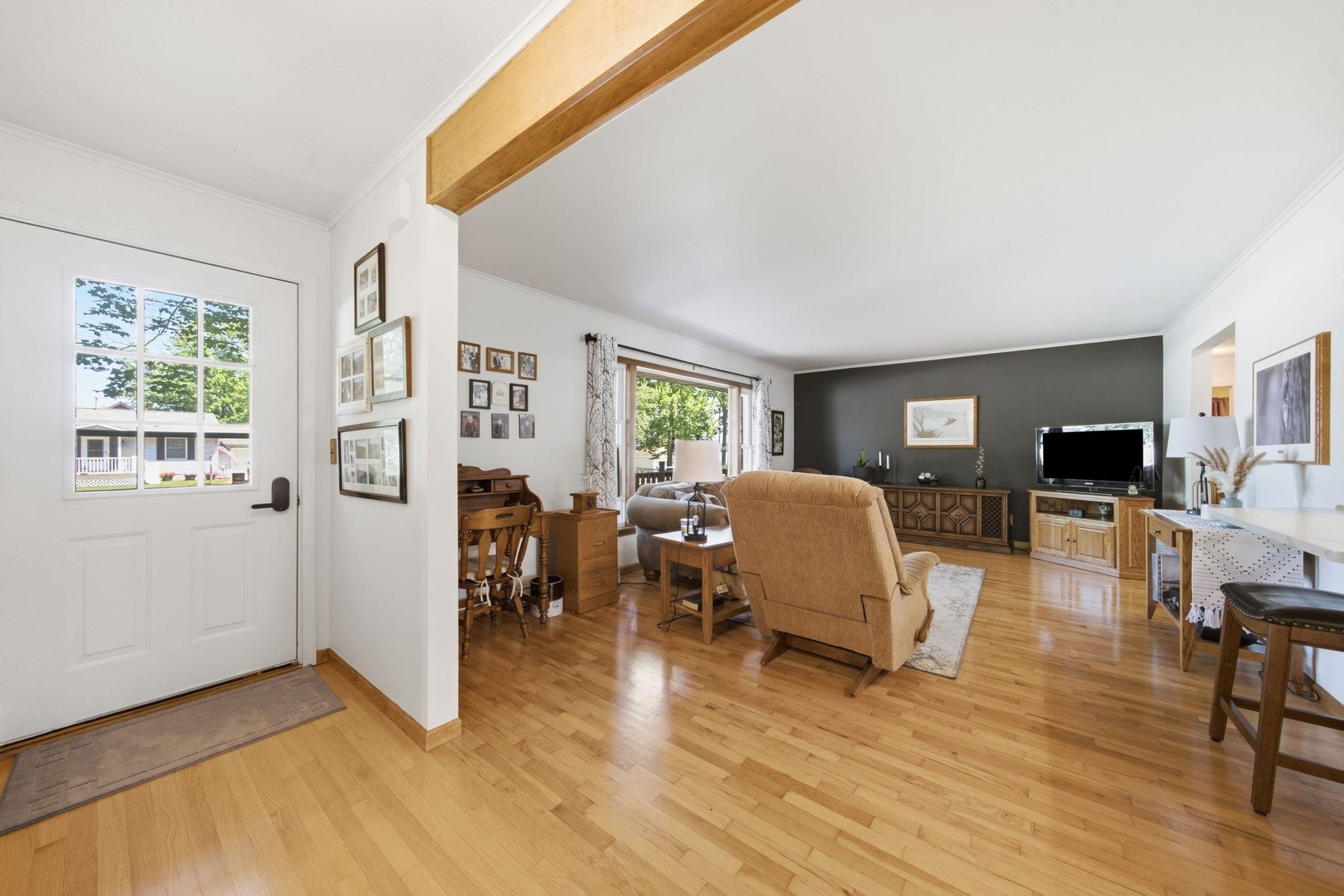 123 Alexander Street Property Photo 17