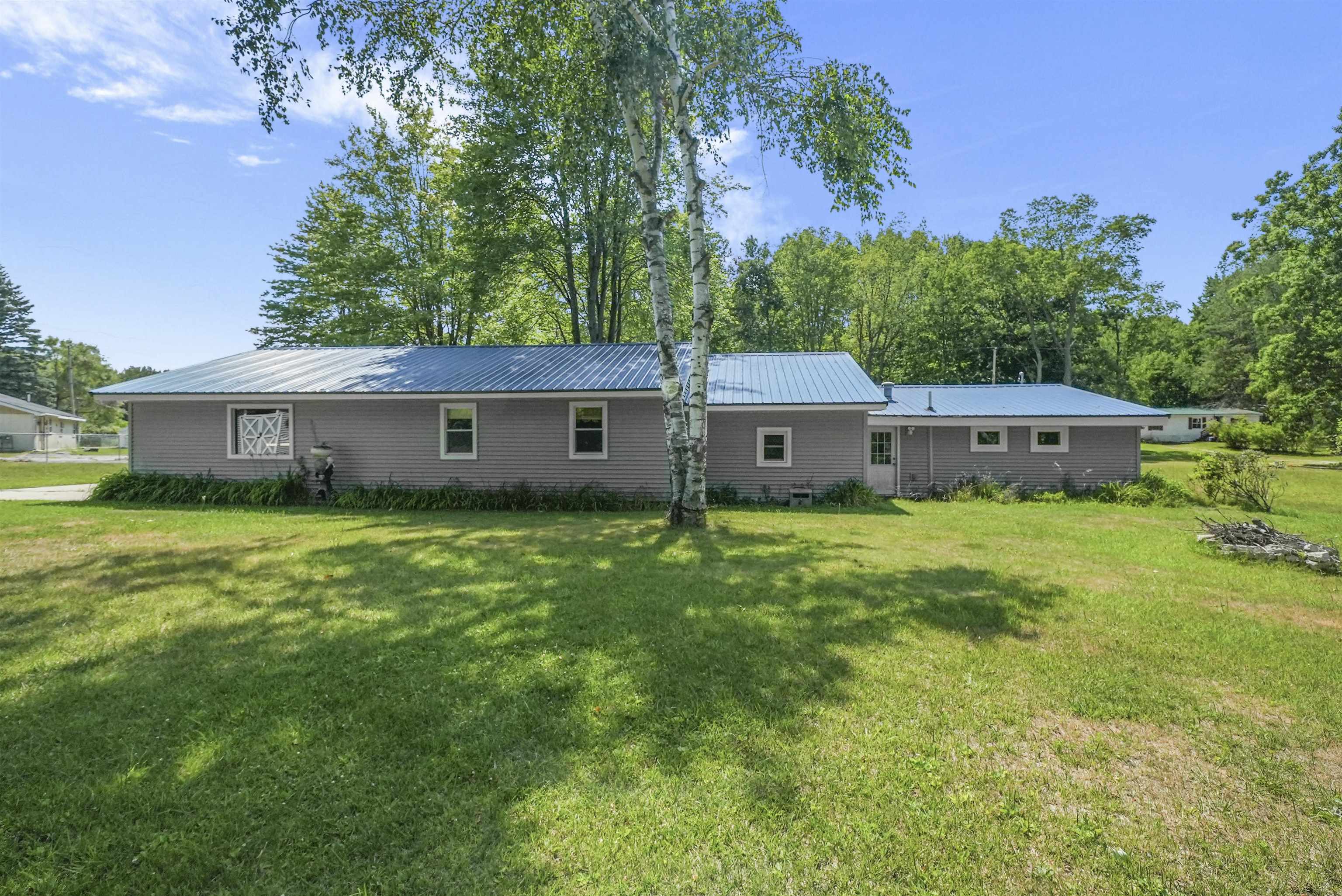 6145 Parker Drive Property Photo 9
