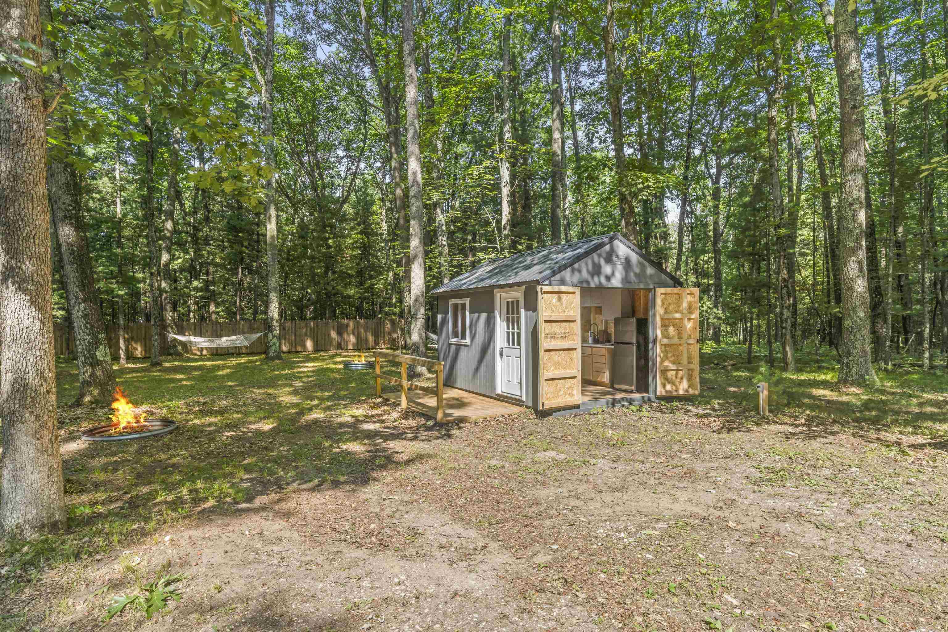 6098 W 9 Mile Road Property Photo 6