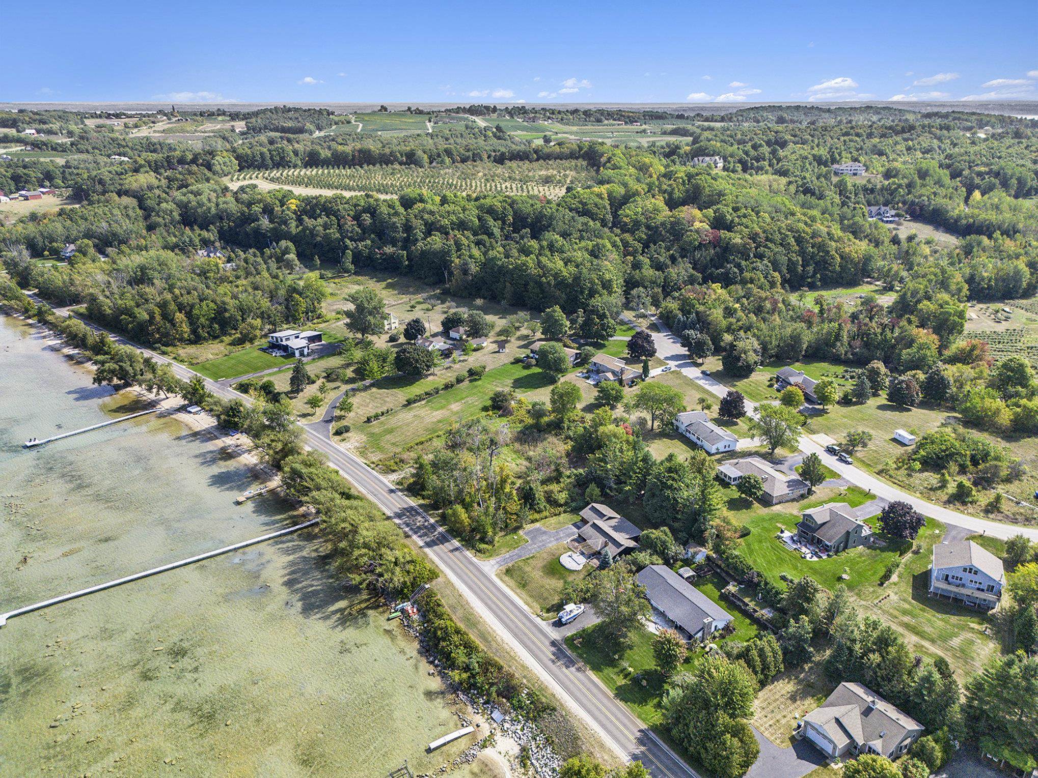 12016 Peninsula Drive Property Photo 8