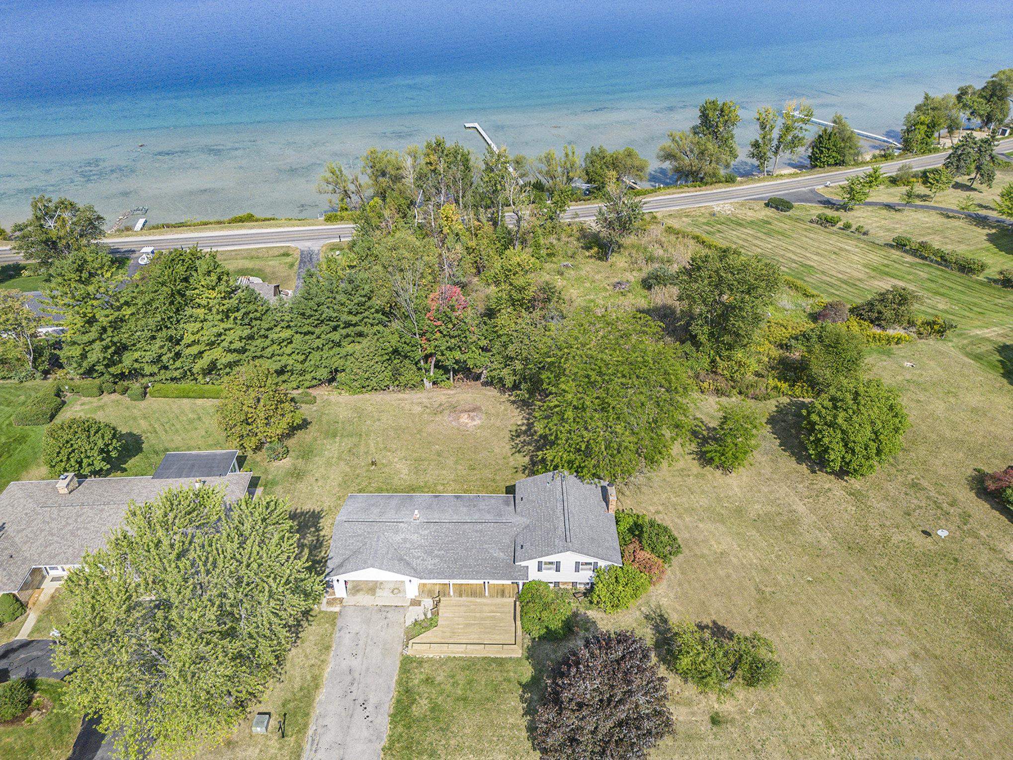 12016 Peninsula Drive Property Photo 10