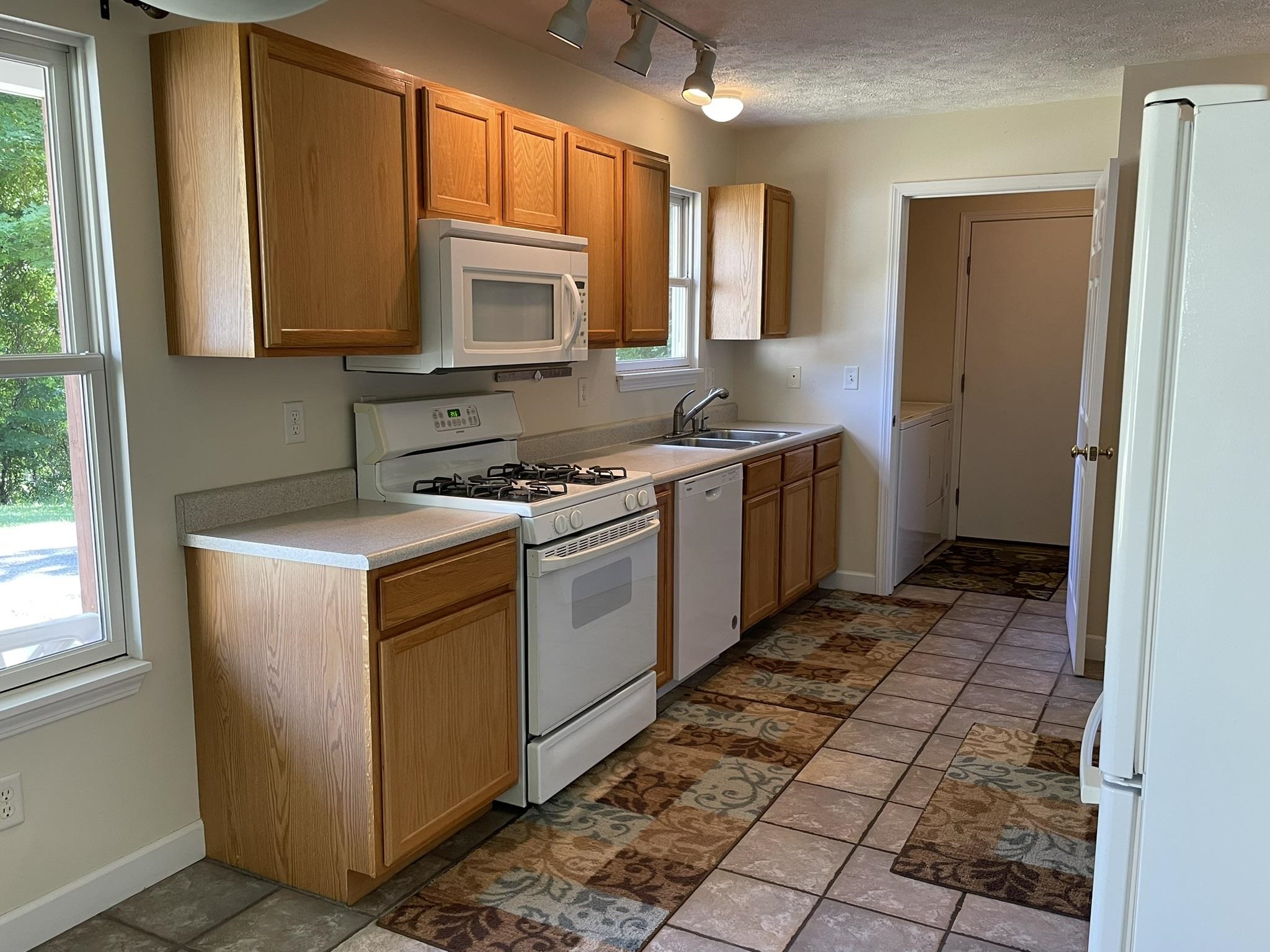 7430 River Street Property Photo 2
