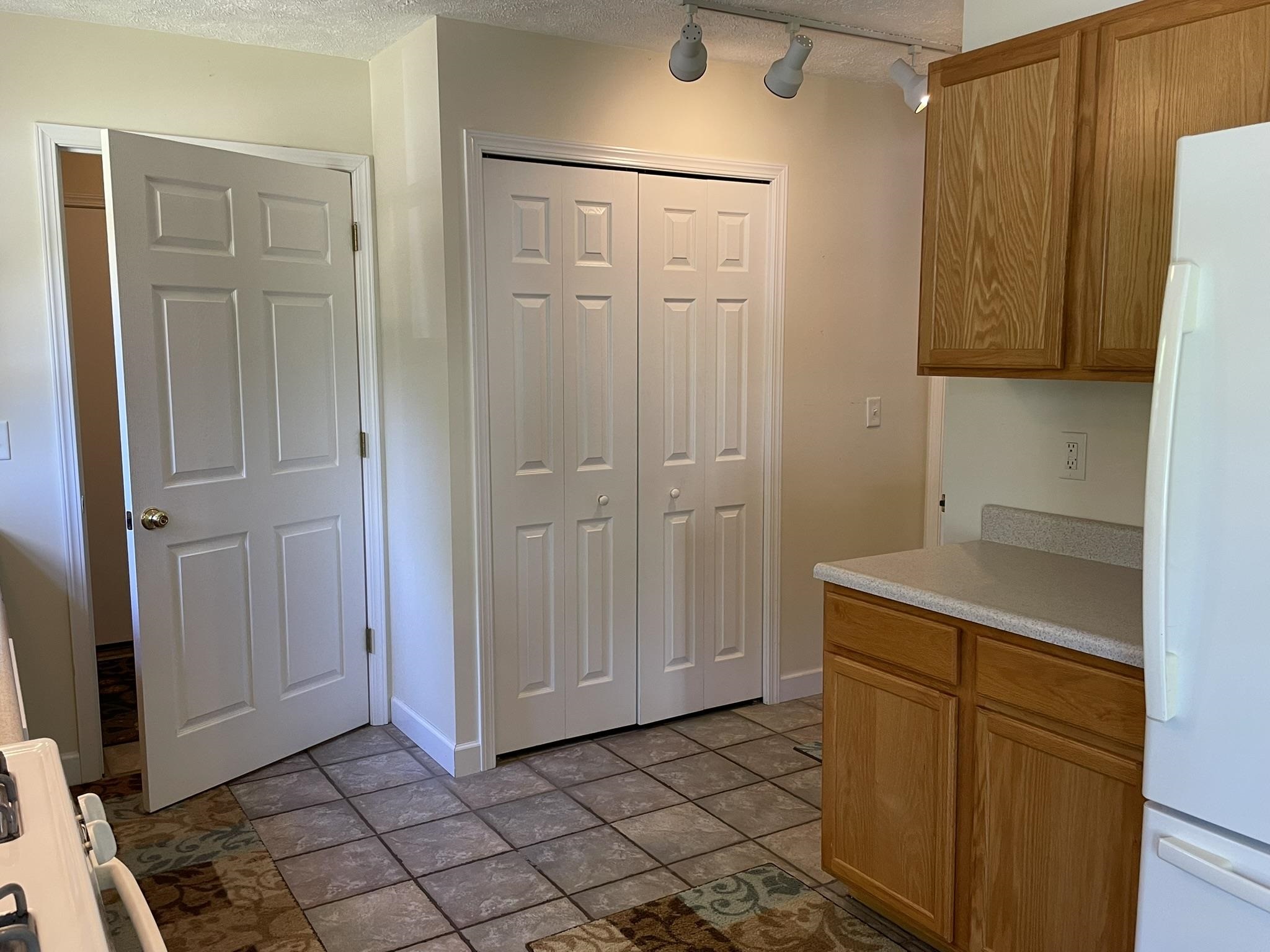7430 River Street Property Photo 3
