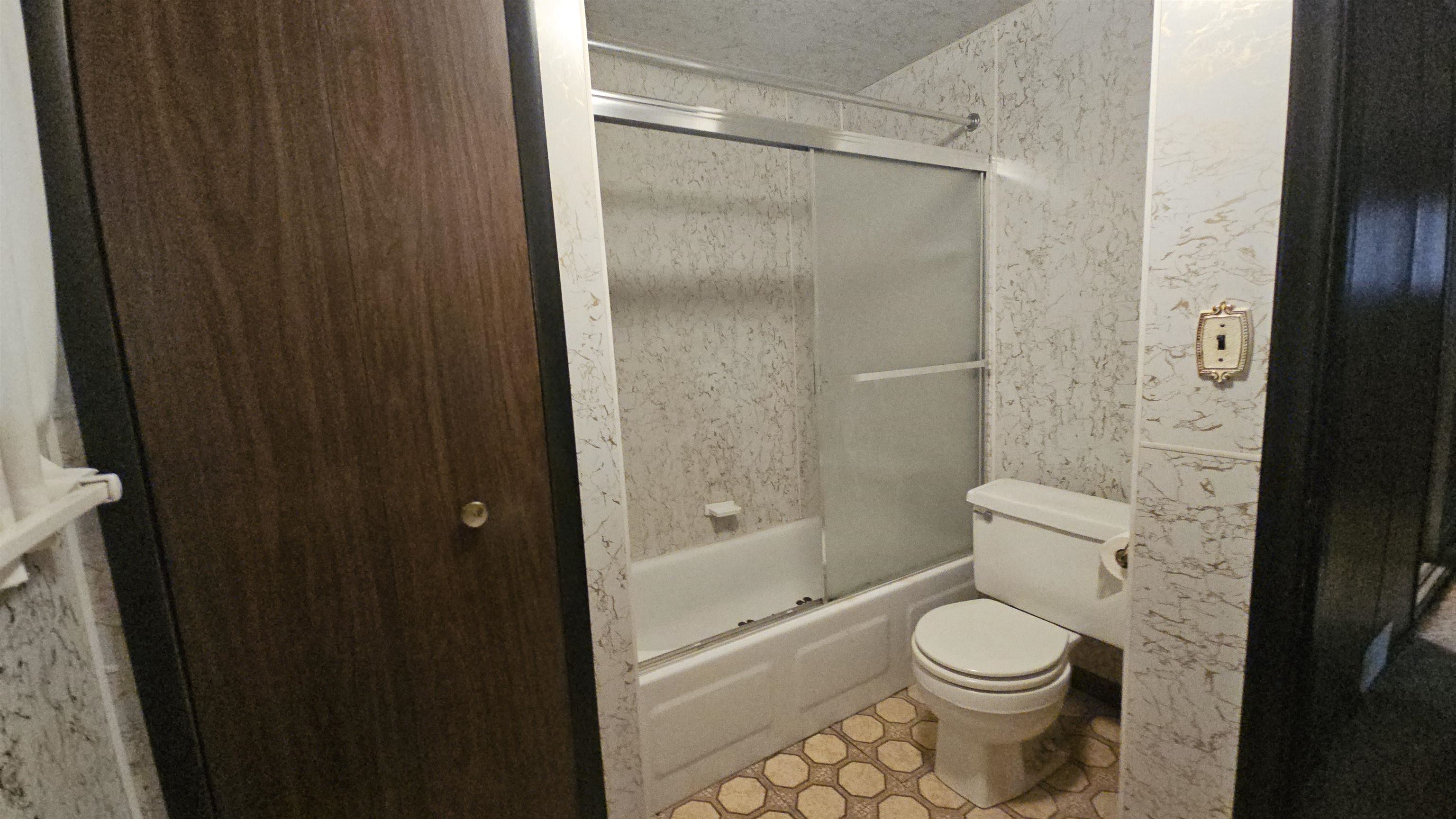 1908 Sanderson Property Photo 24