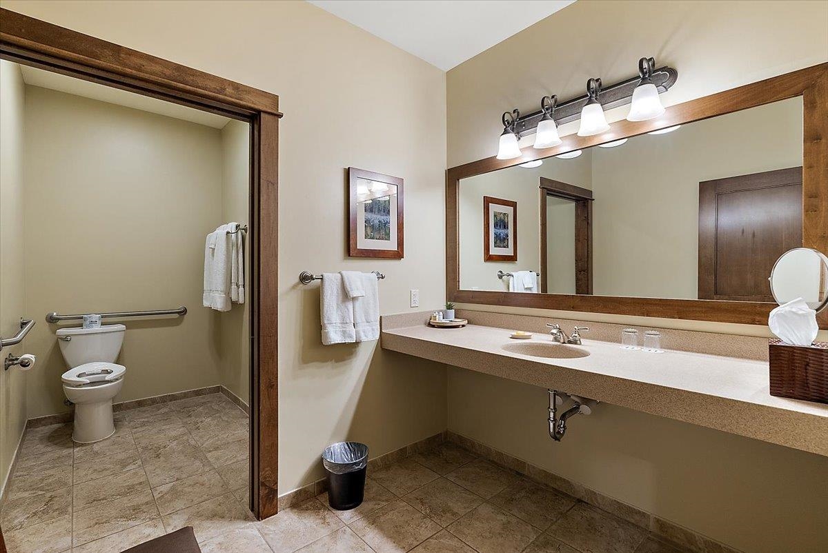 3943 N Skookum Road Property Photo 17