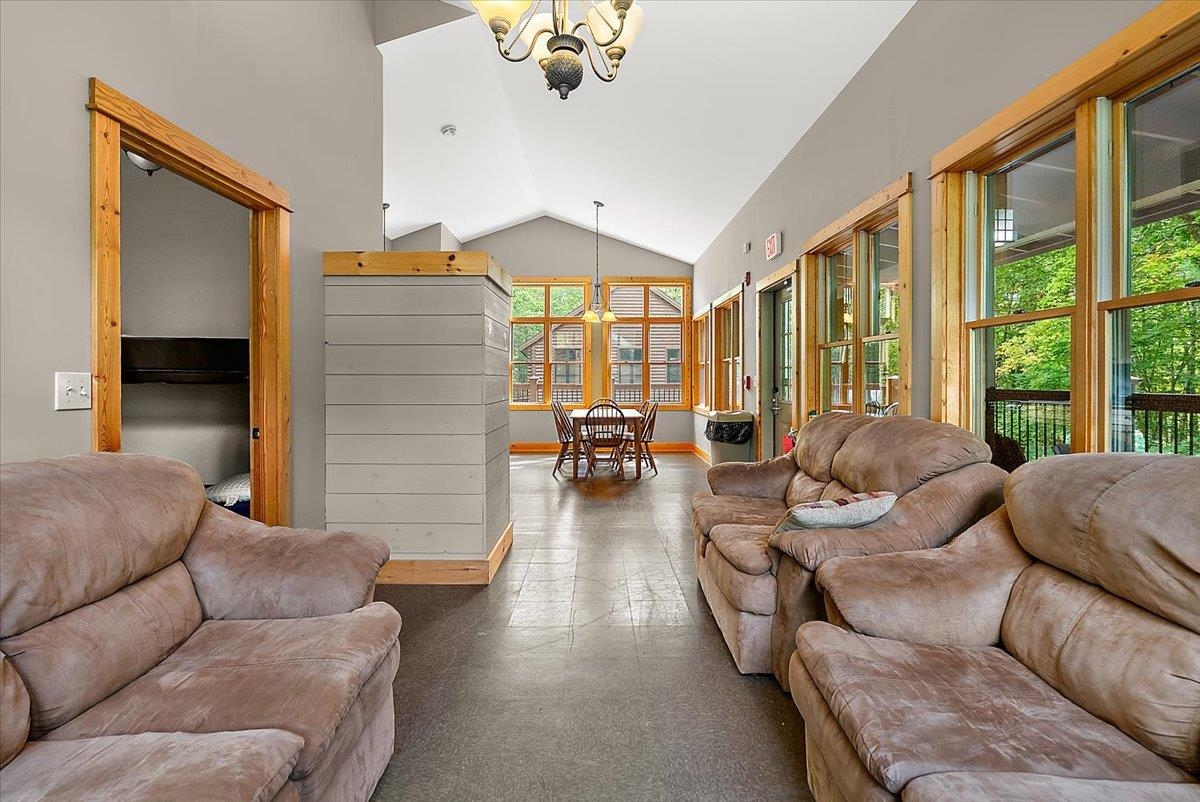 3943 N Skookum Road Property Photo 63