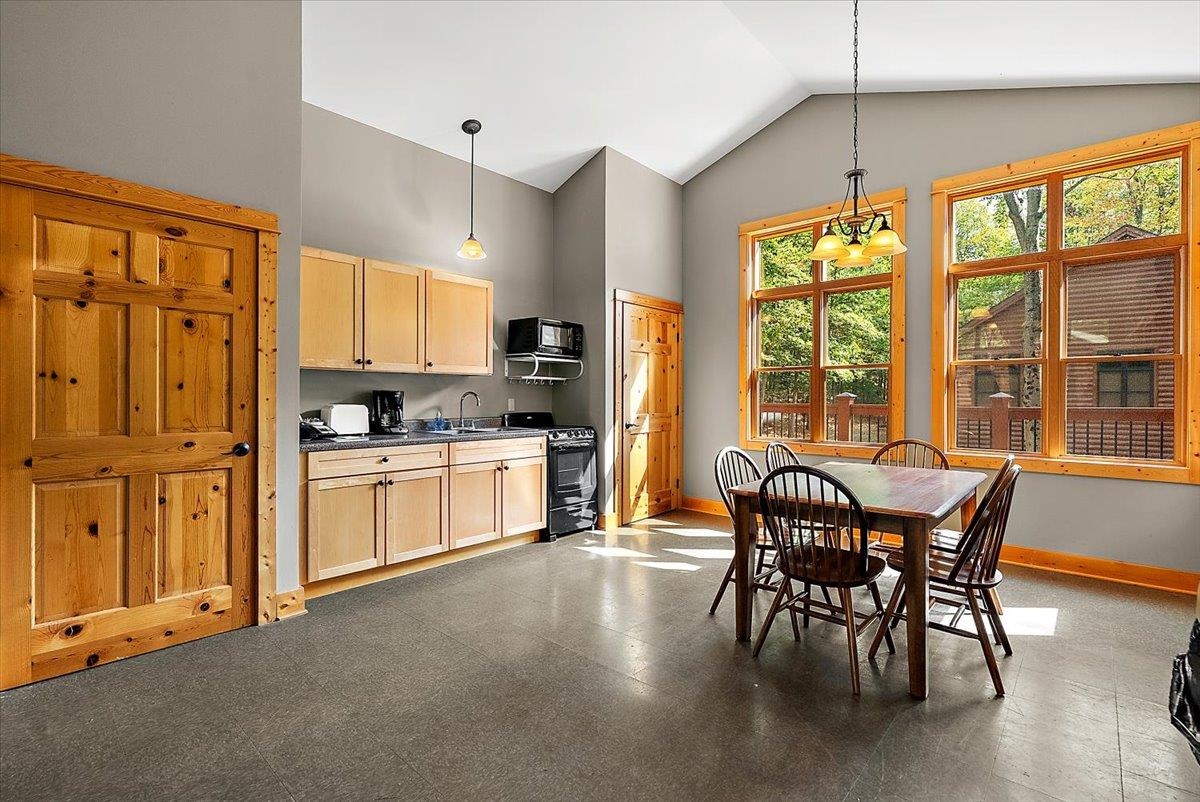 3943 N Skookum Road Property Photo 64