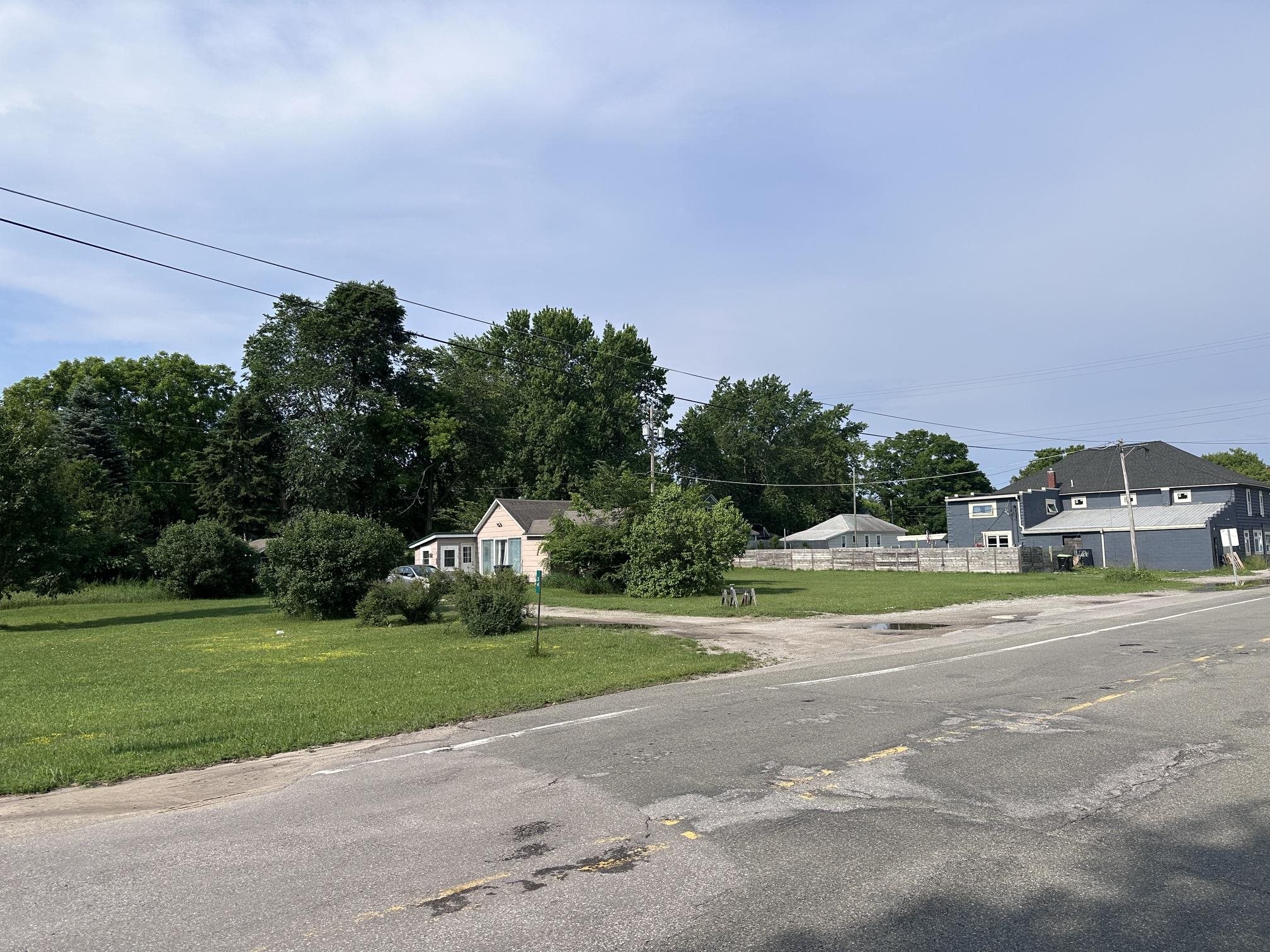 60 E Mill Street Property Photo 6