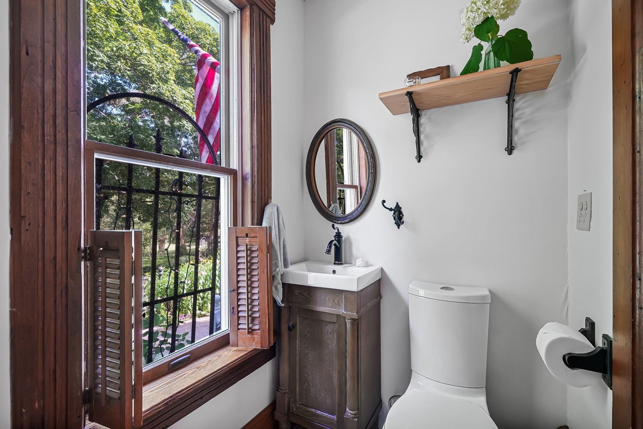 1056 Smith Road Property Photo 17