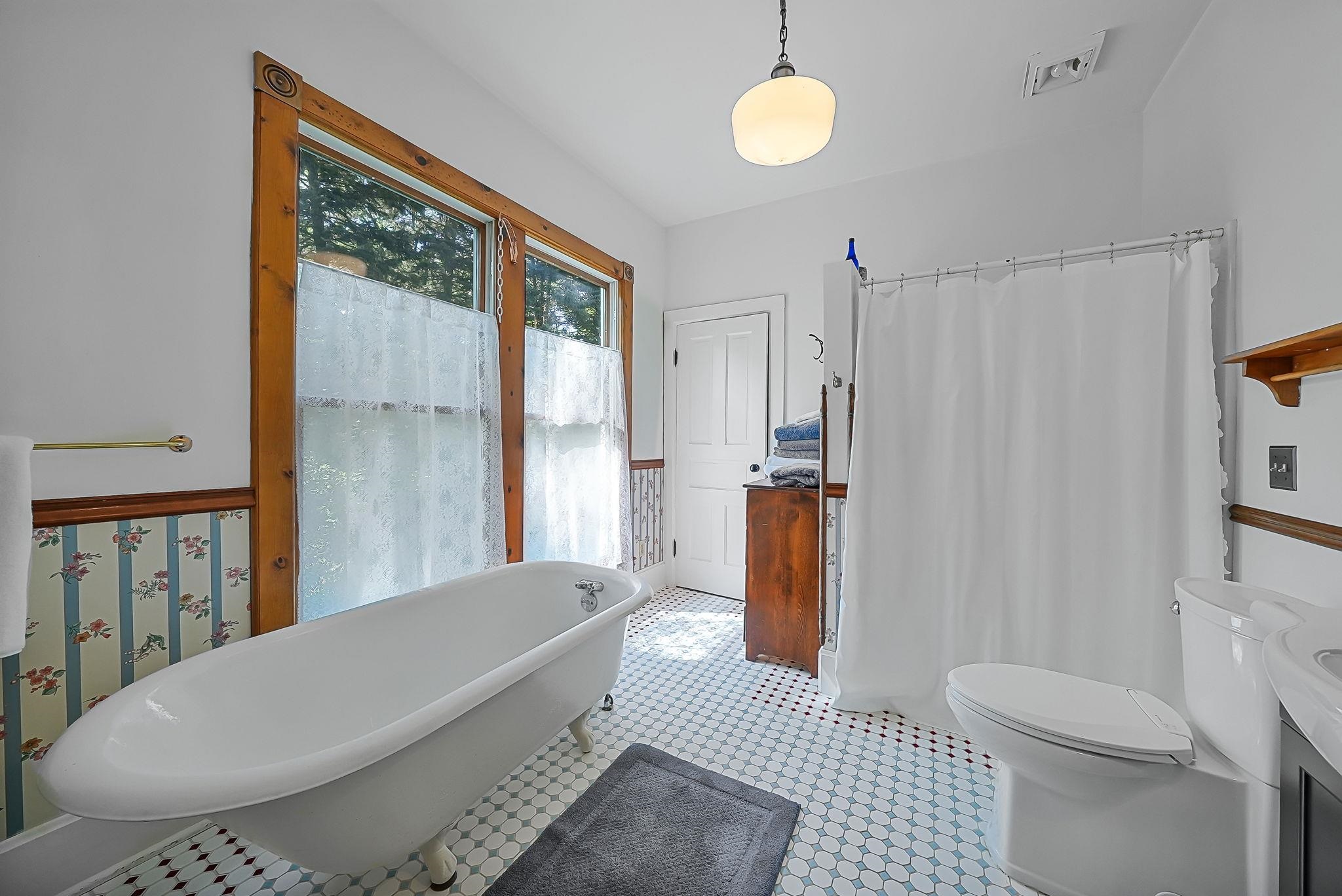 1056 Smith Road Property Photo 28