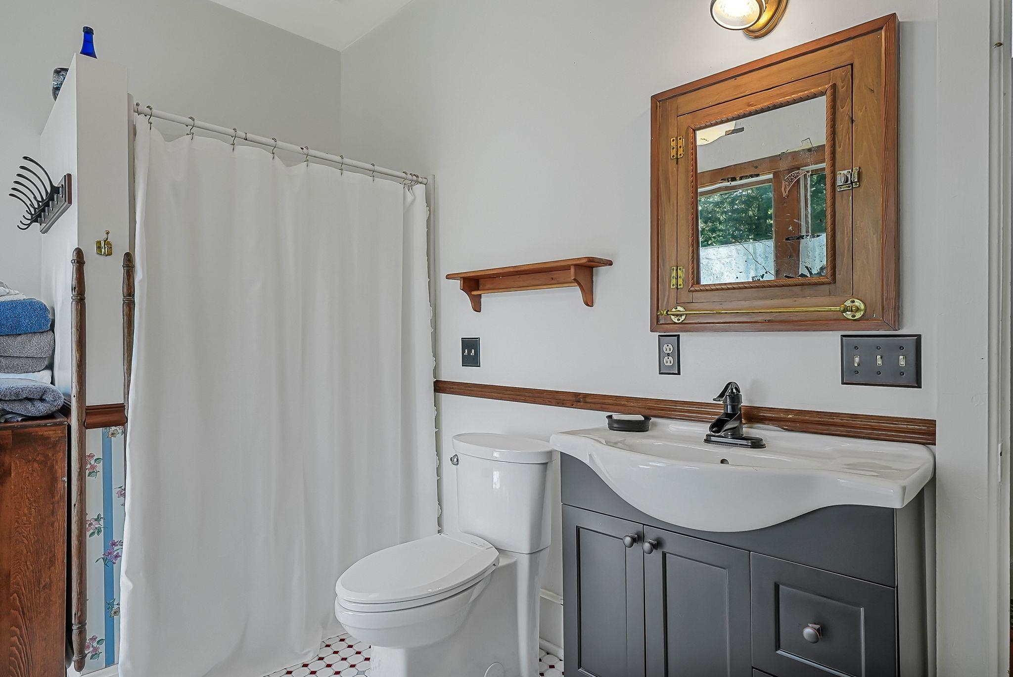 1056 Smith Road Property Photo 29
