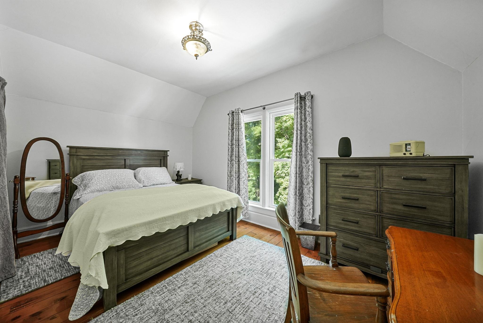 1056 Smith Road Property Photo 33