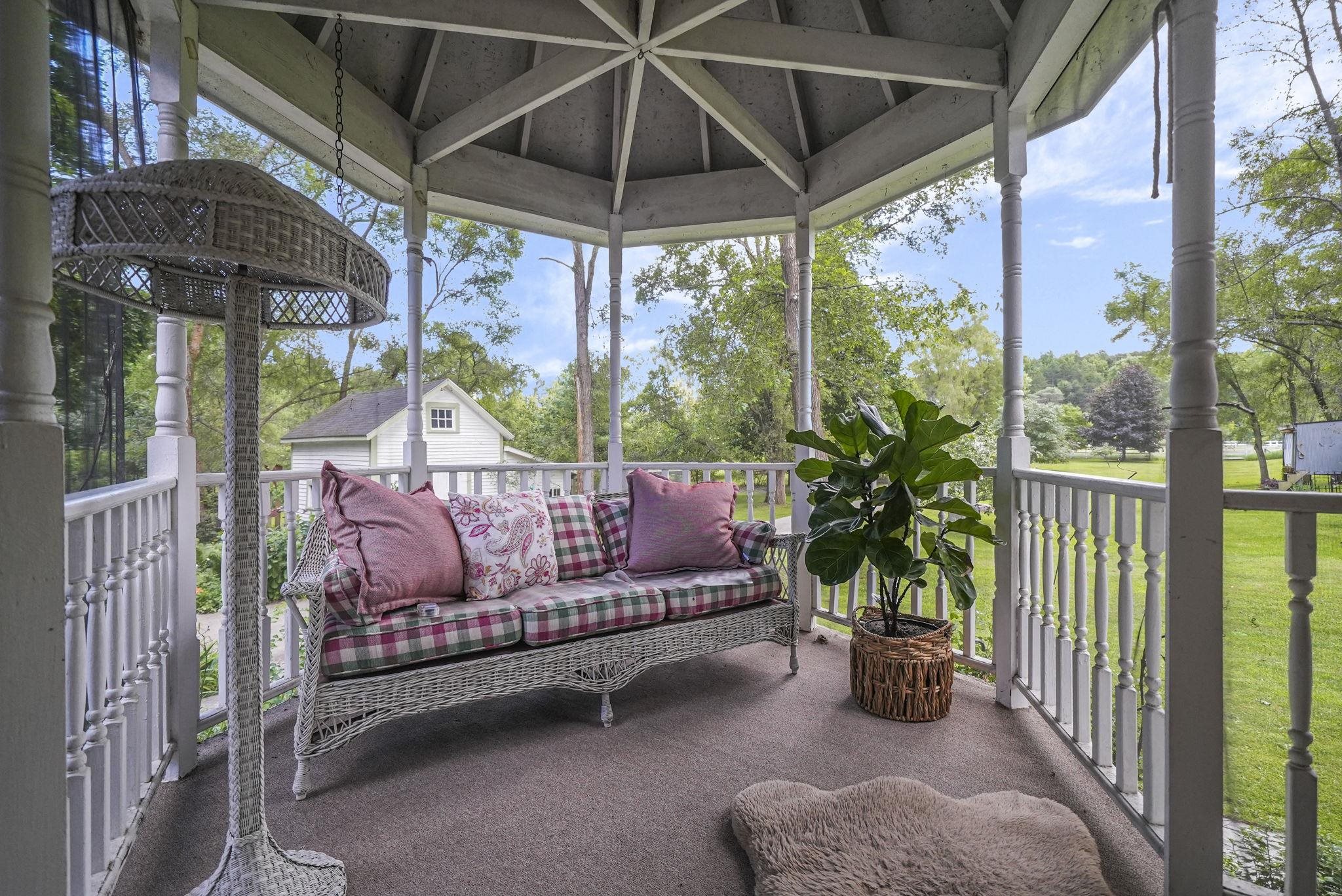 1056 Smith Road Property Photo 38