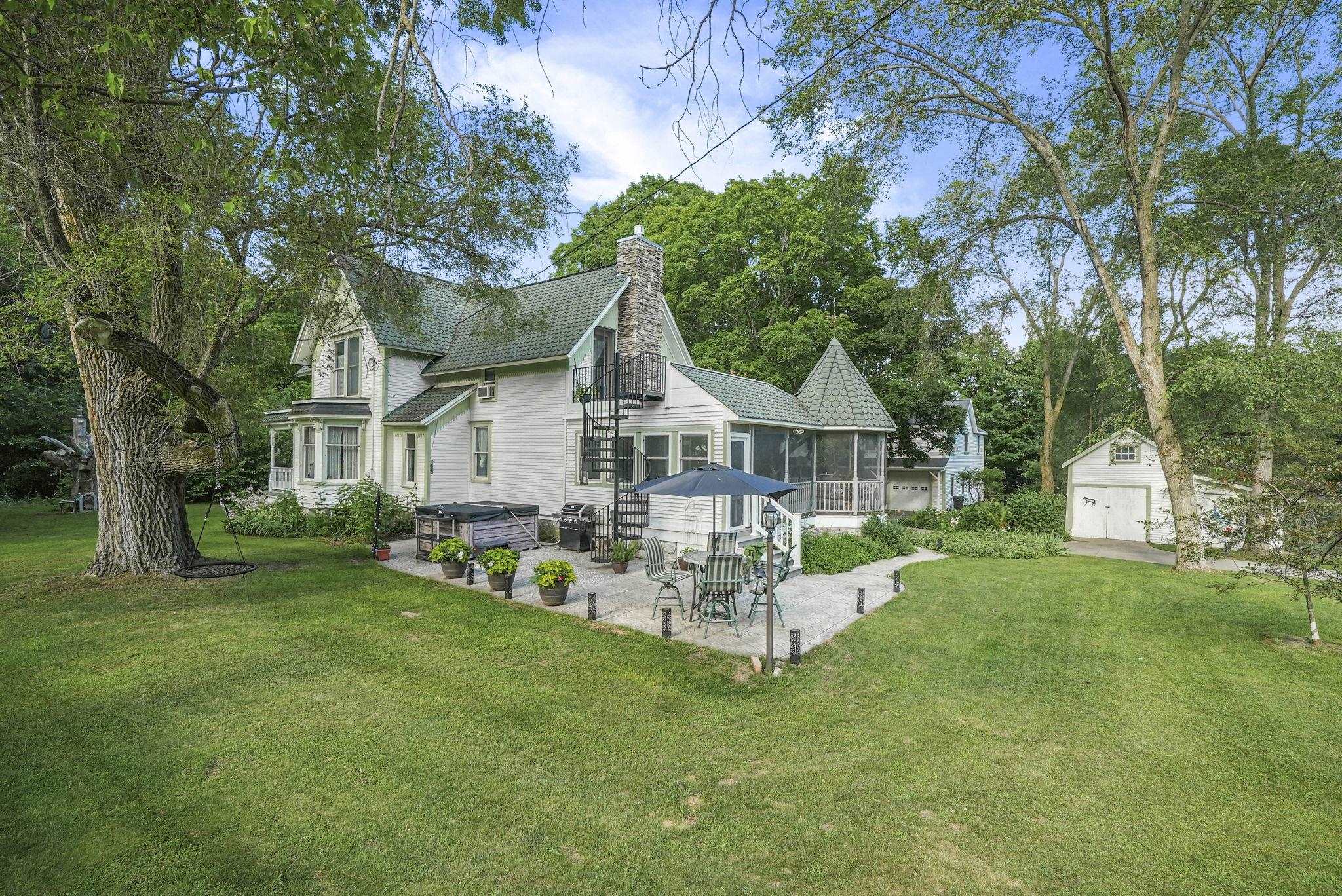 1056 Smith Road Property Photo 43
