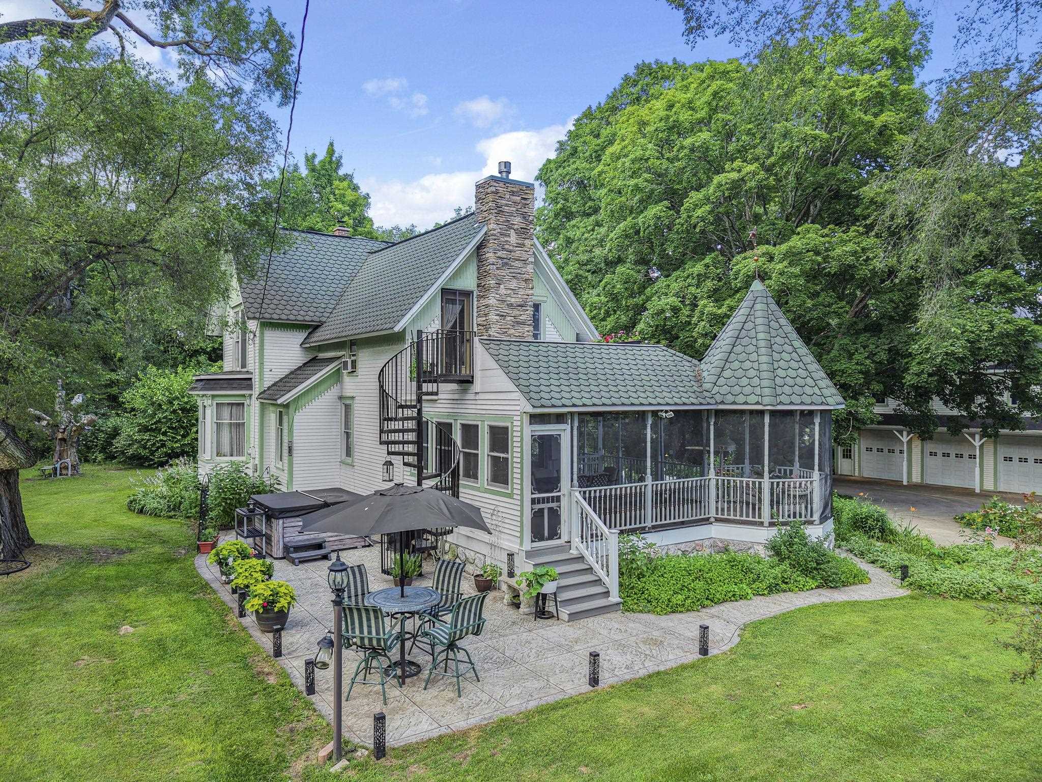 1056 Smith Road Property Photo 44