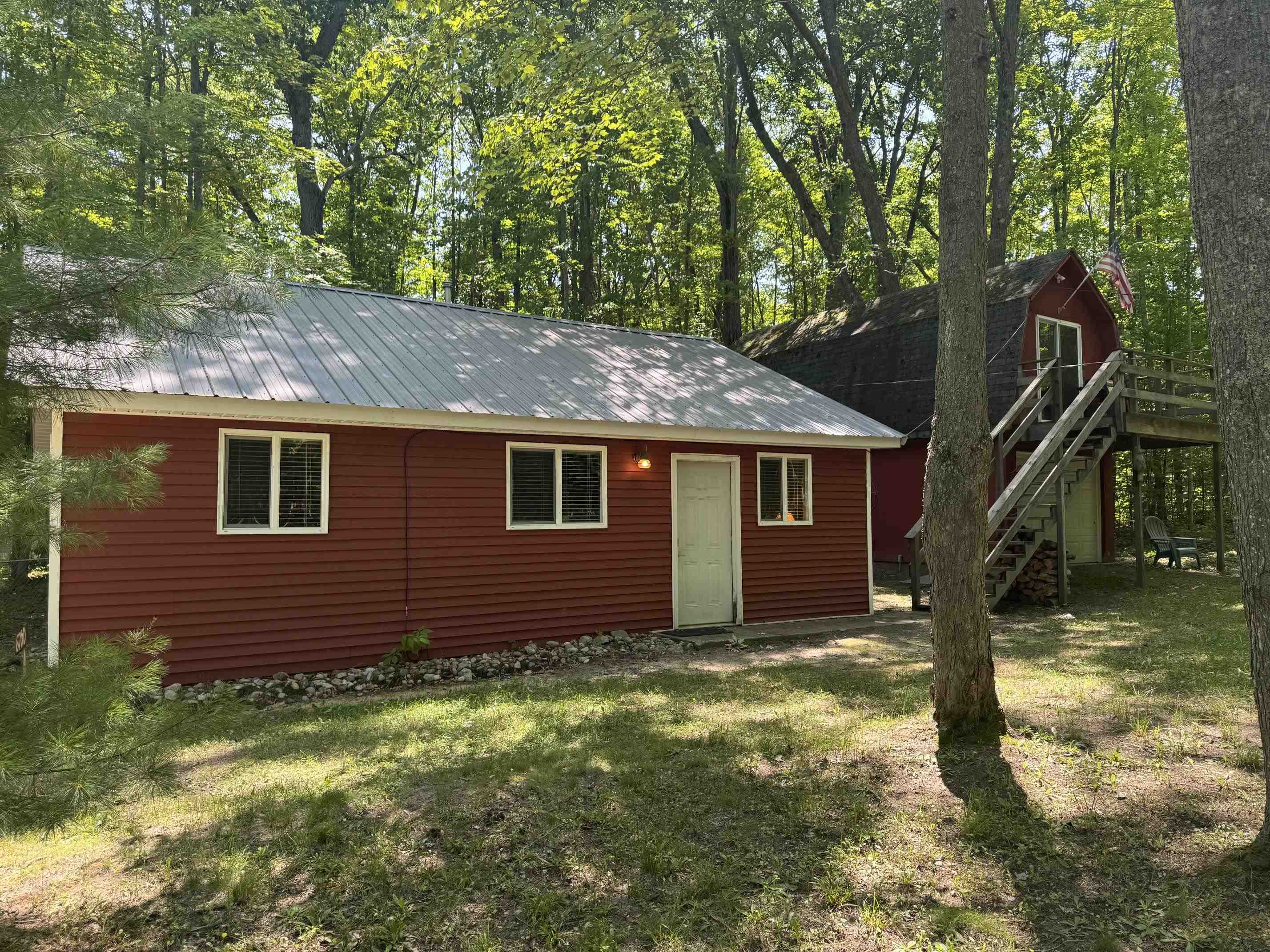 6700 Ne Park Drive Property Photo 1
