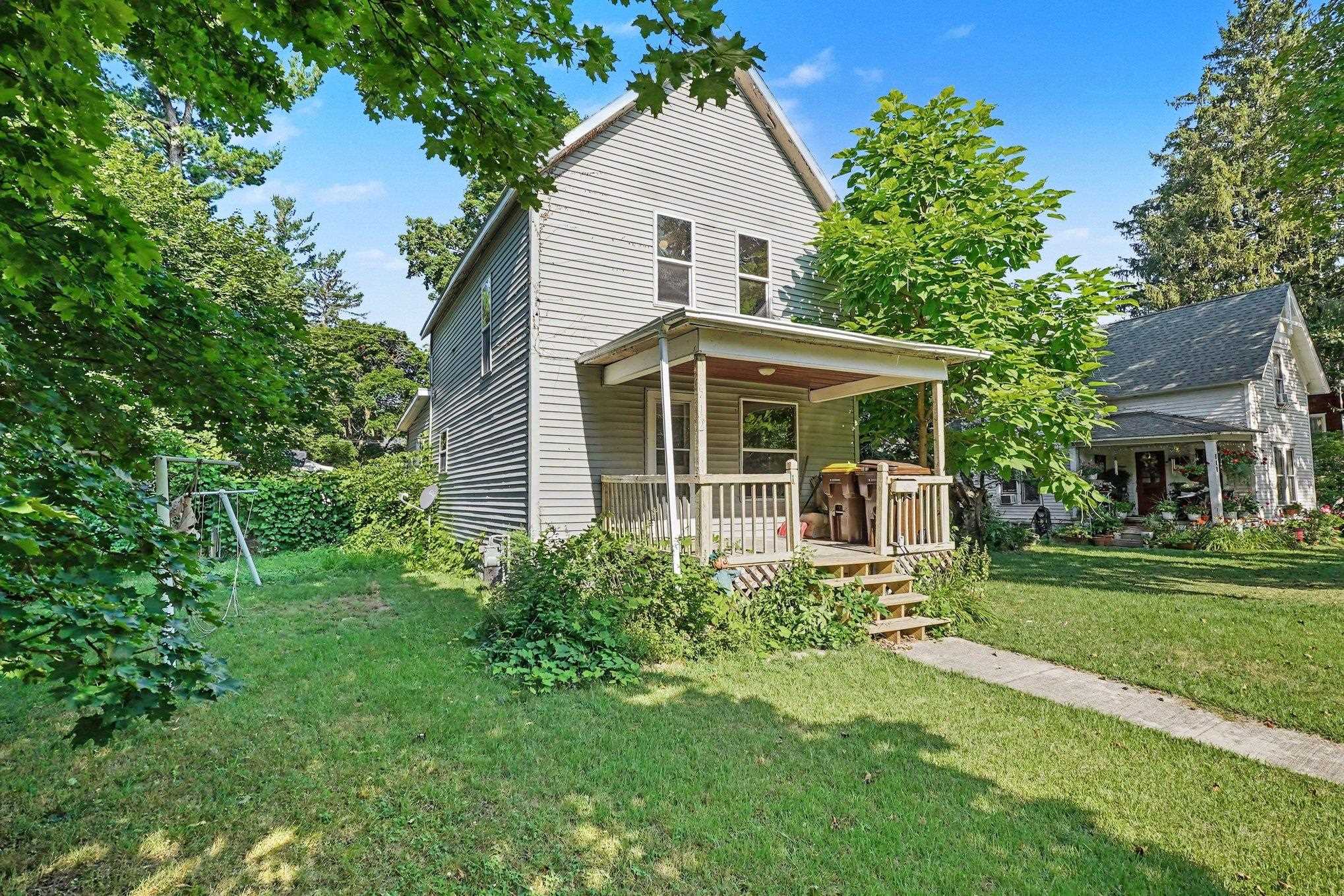 512 S Kinney Avenue Property Photo 1