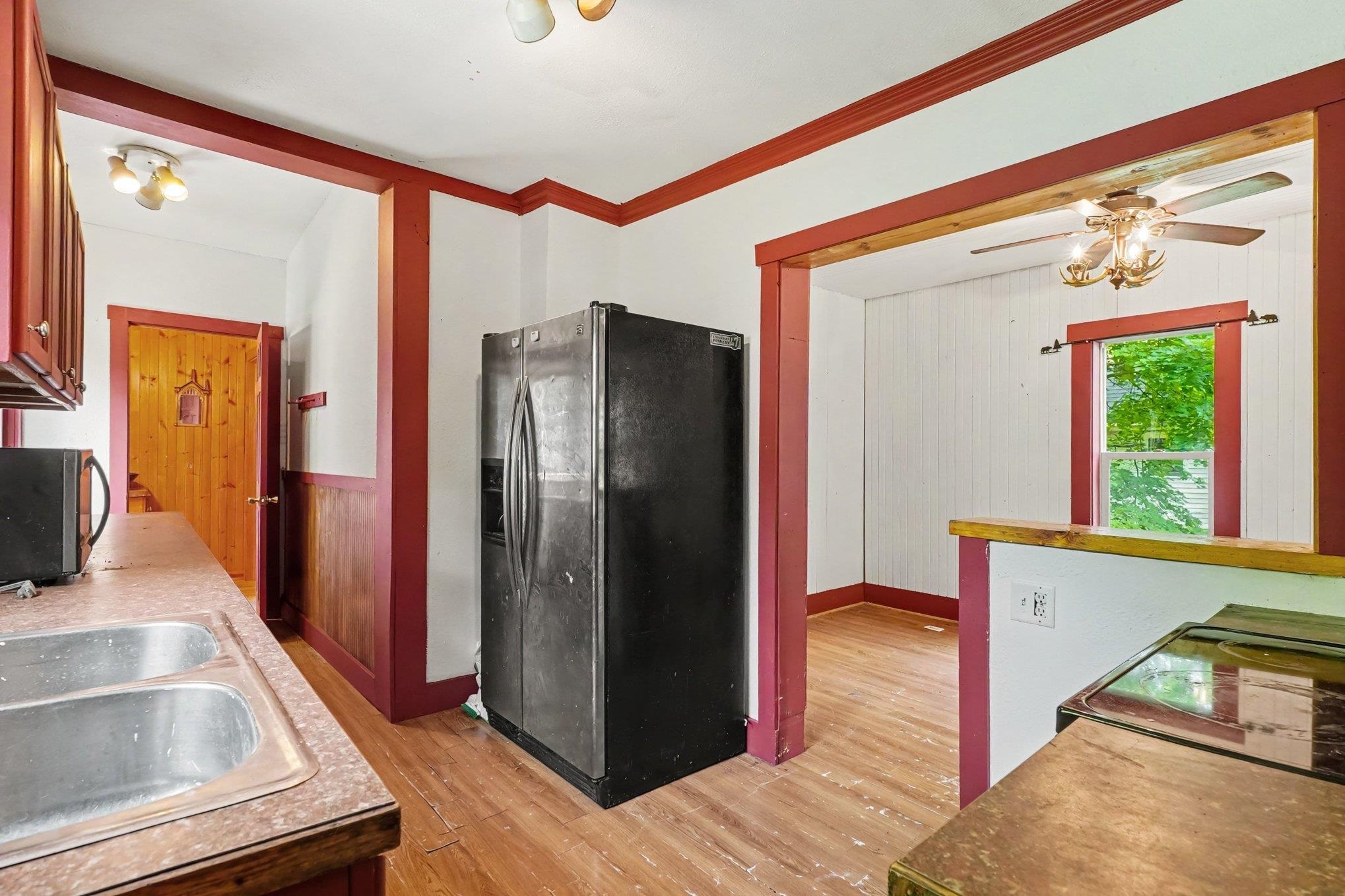 512 S Kinney Avenue Property Photo 9