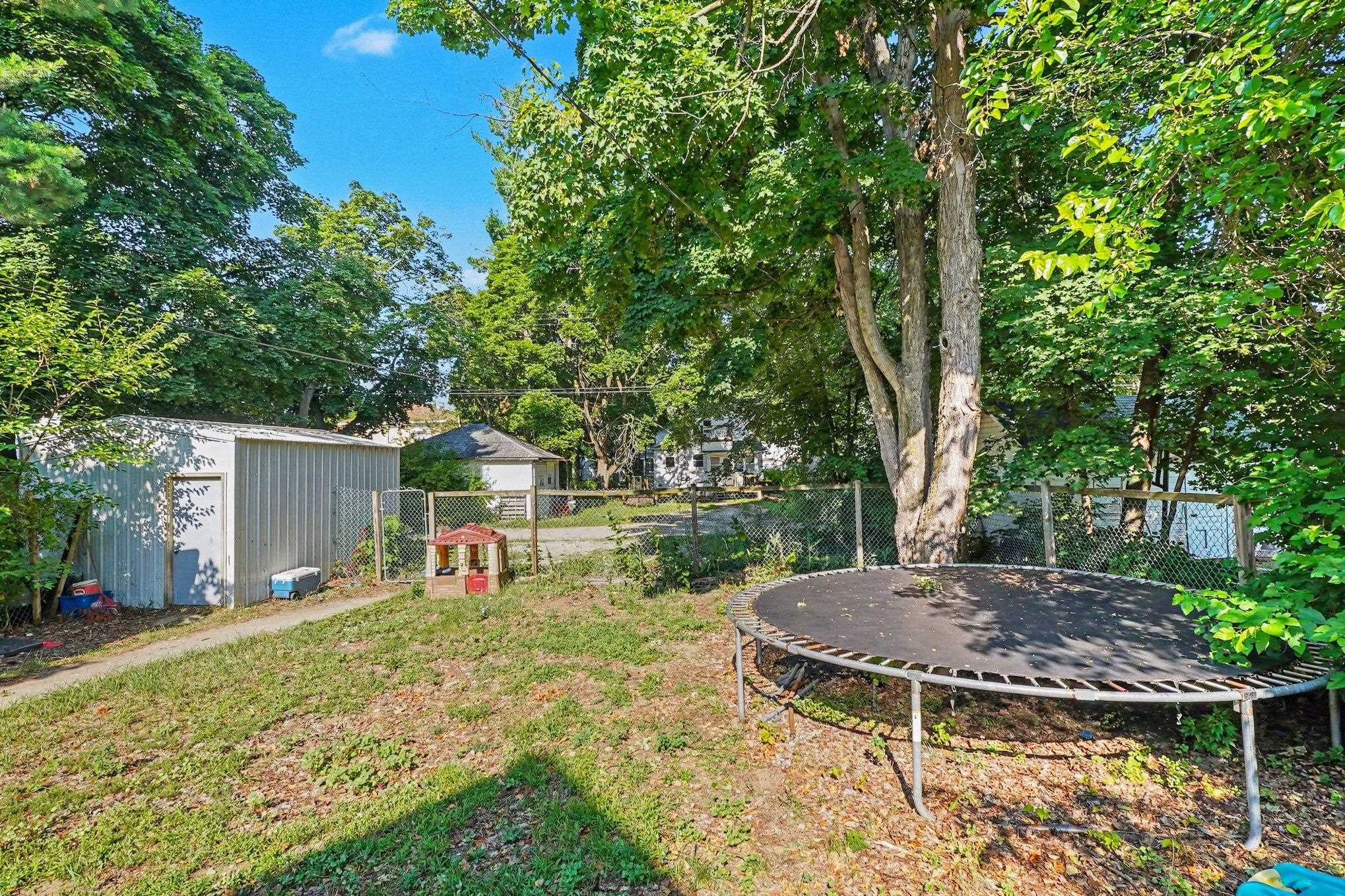 512 S Kinney Avenue Property Photo 30