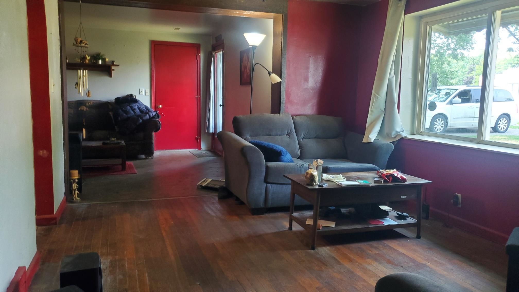 910 N Bowery Property Photo 2