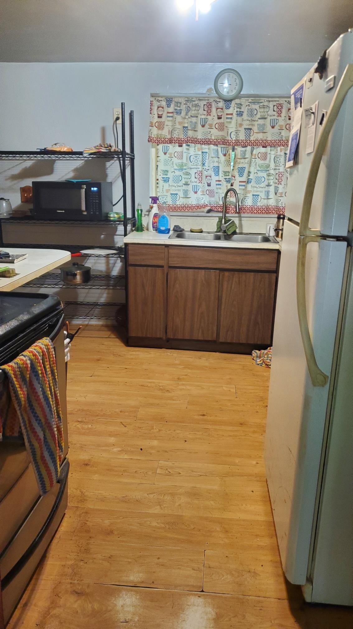 910 N Bowery Property Photo 4