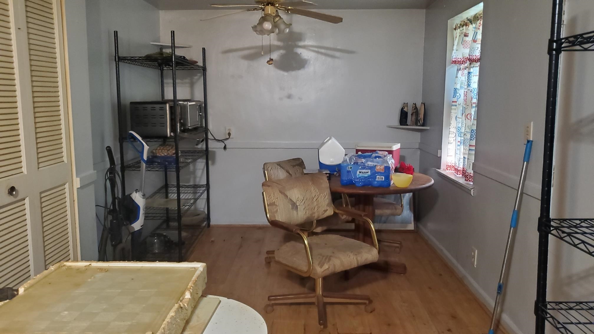 910 N Bowery Property Photo 6