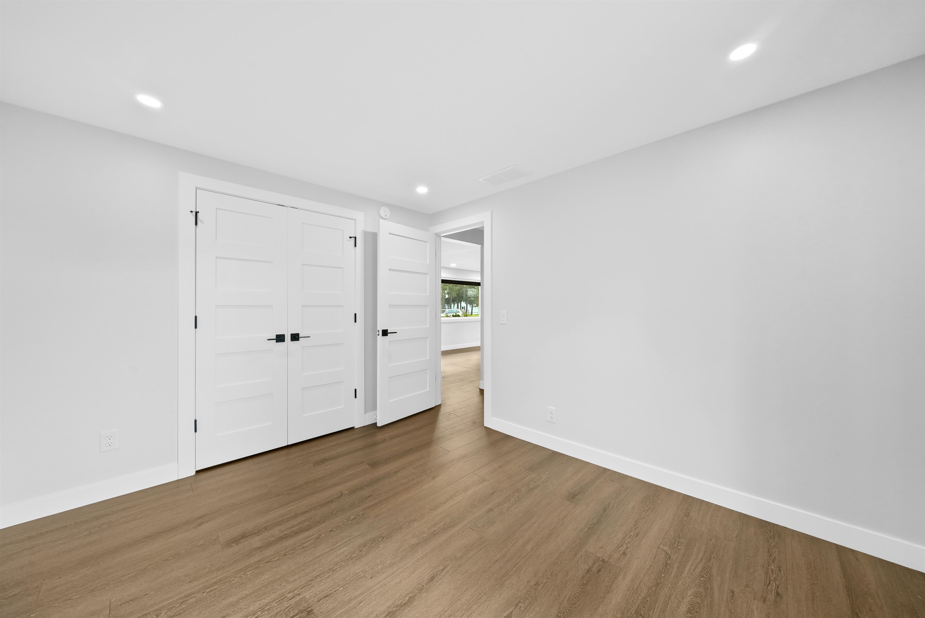 917 Carver Street Property Photo 19