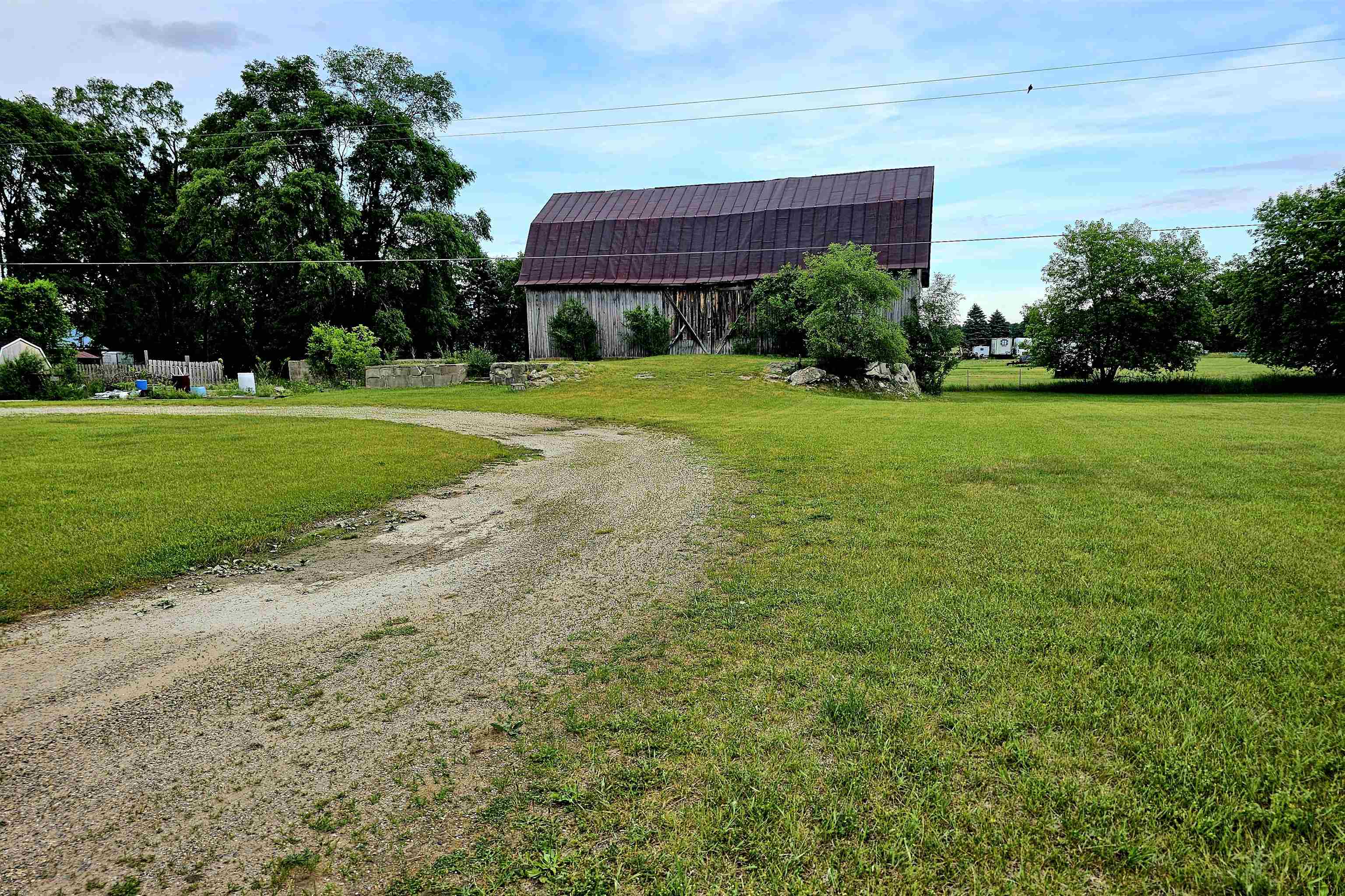 7892 N Ferris Road Property Photo 1
