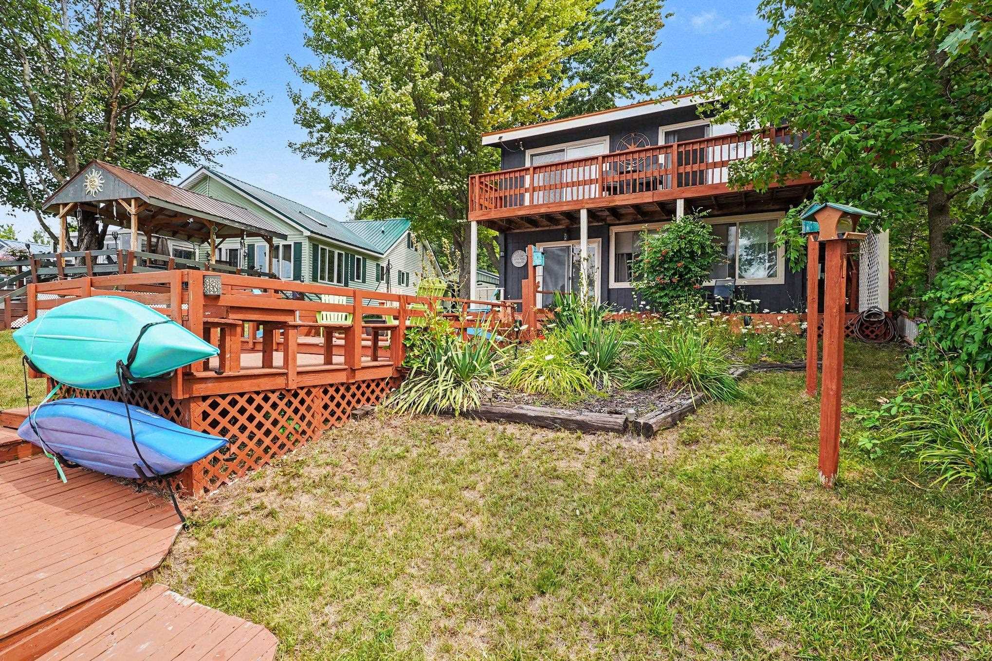 163 N Scott Drive Property Photo 8