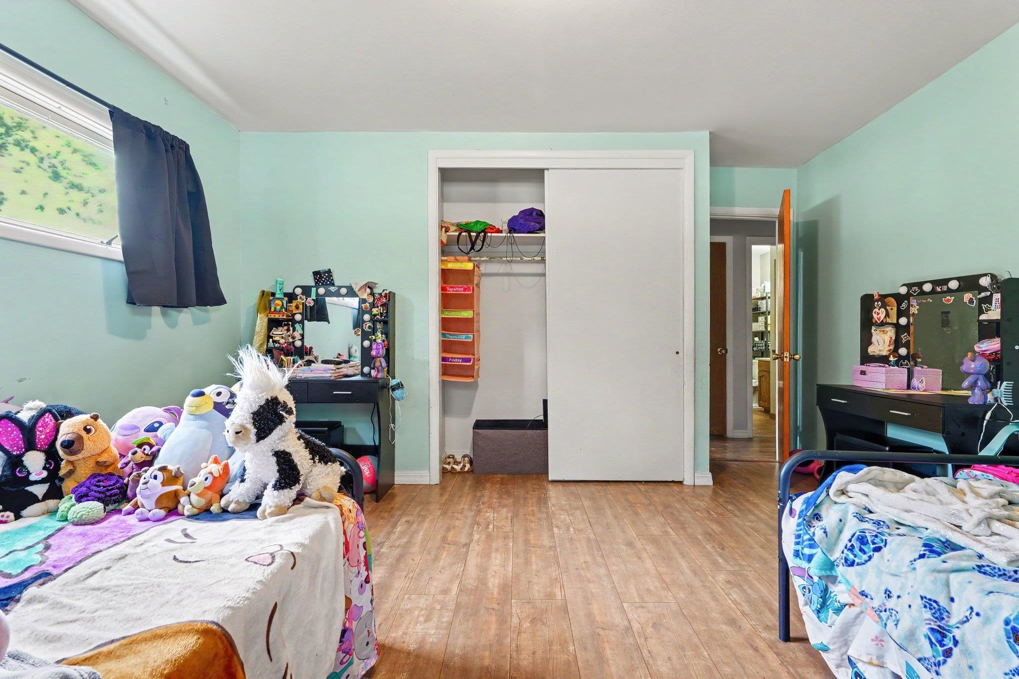 422 W Center Property Photo 18
