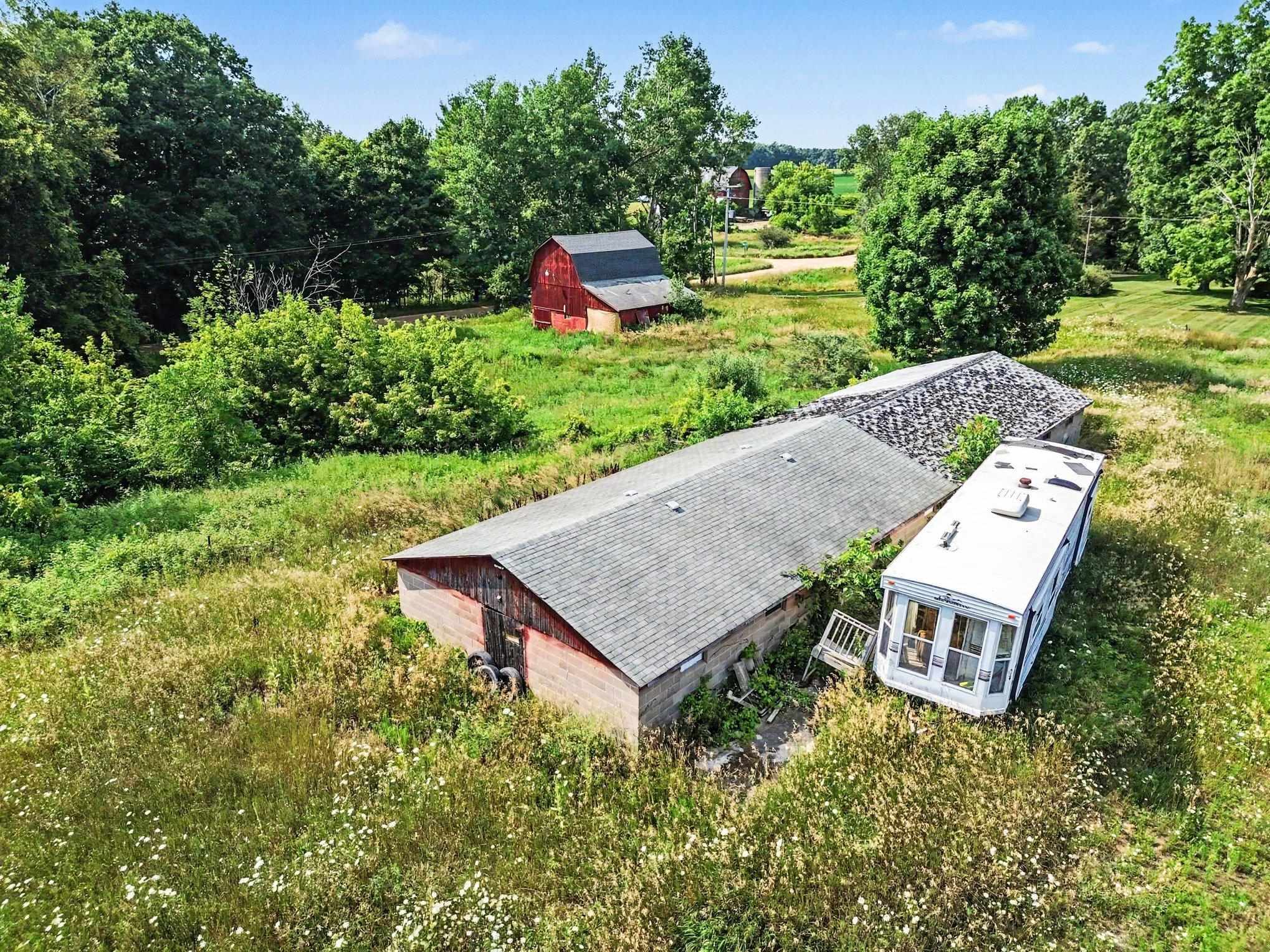 7973 W Madison Road Property Photo 2