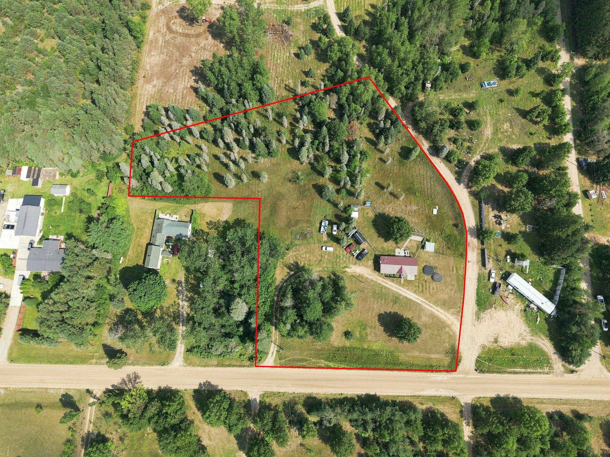 6184 Gonyer Property Photo 3