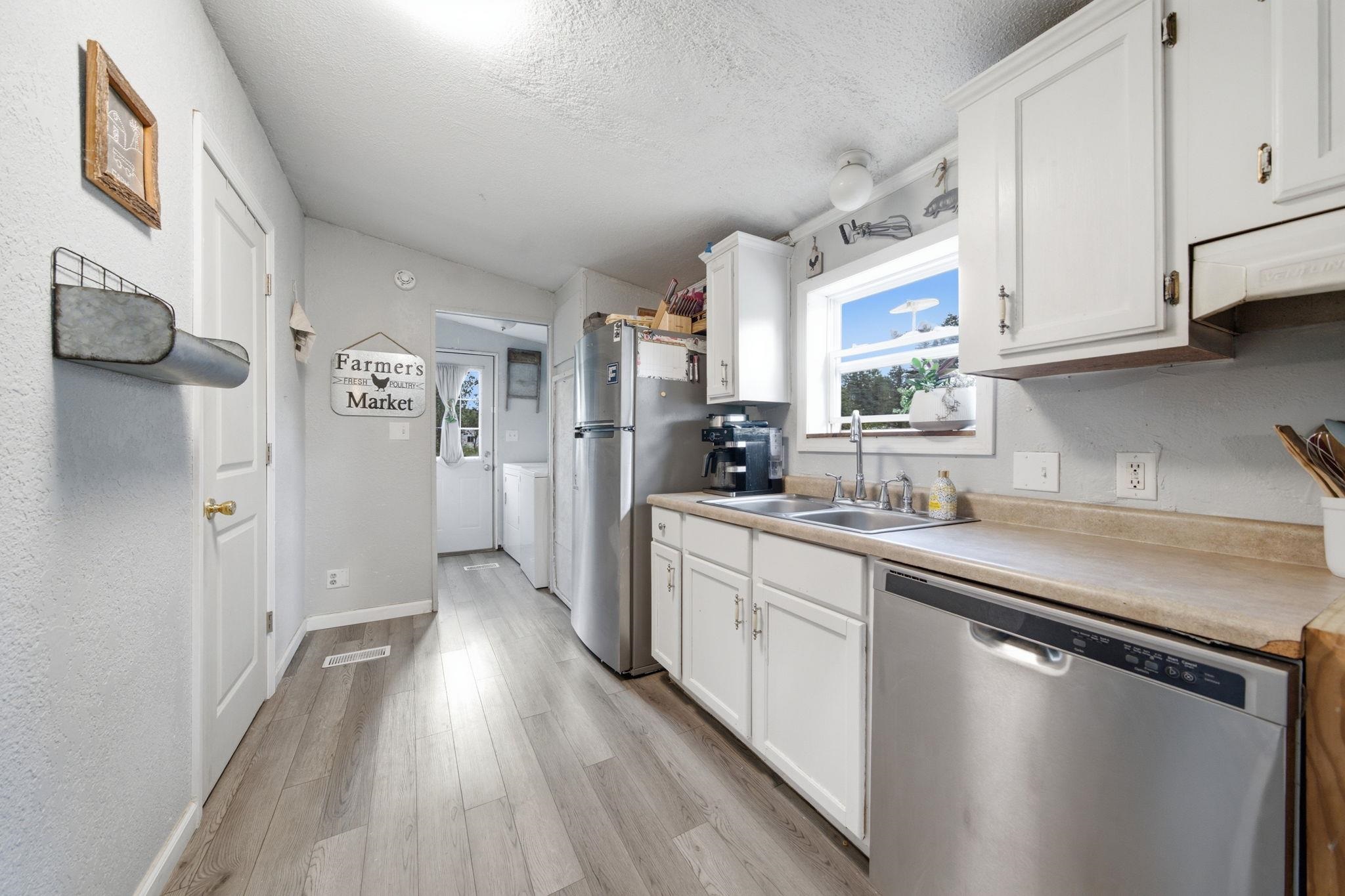 6184 Gonyer Property Photo 12