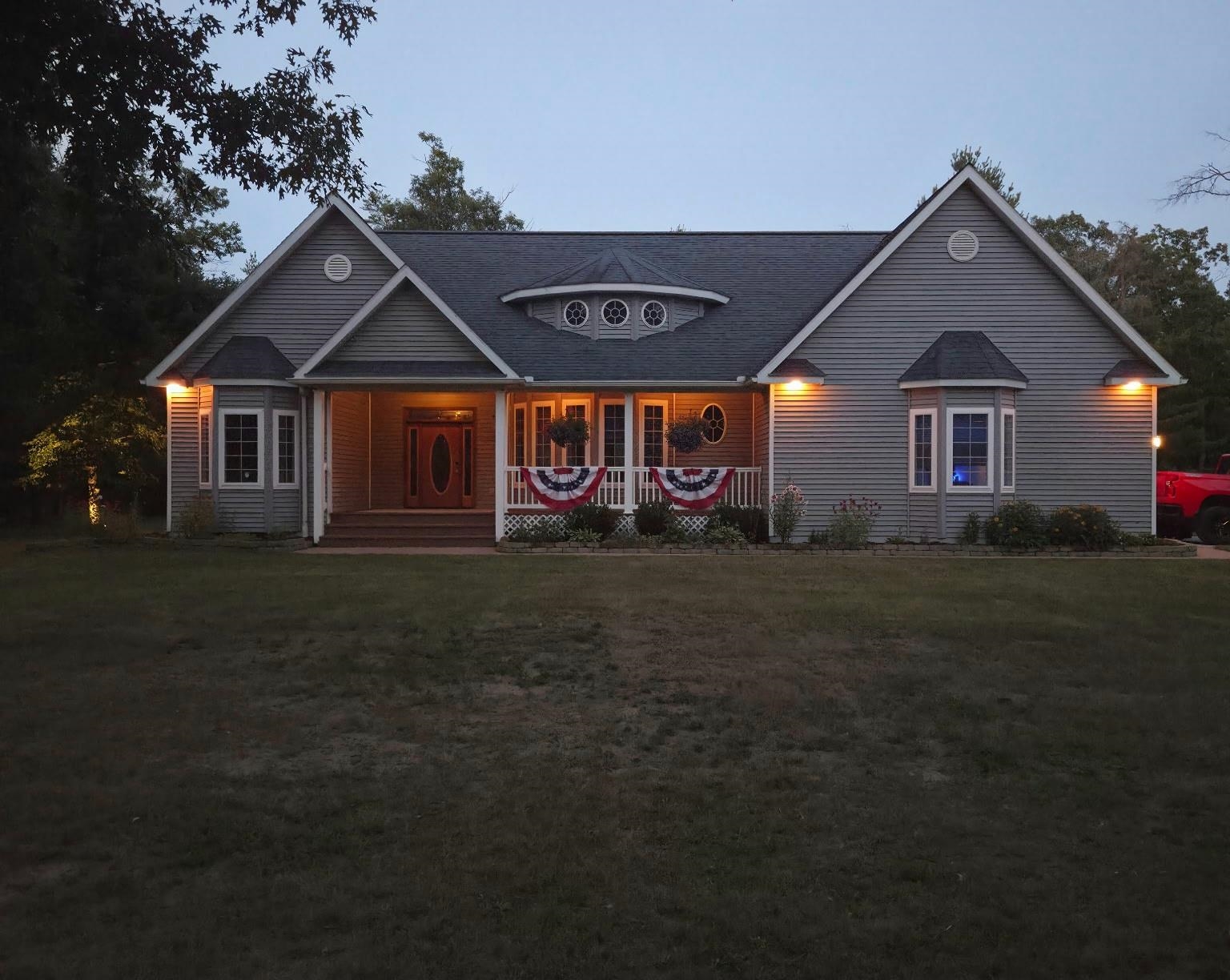 6260 Evergreen Property Photo 1