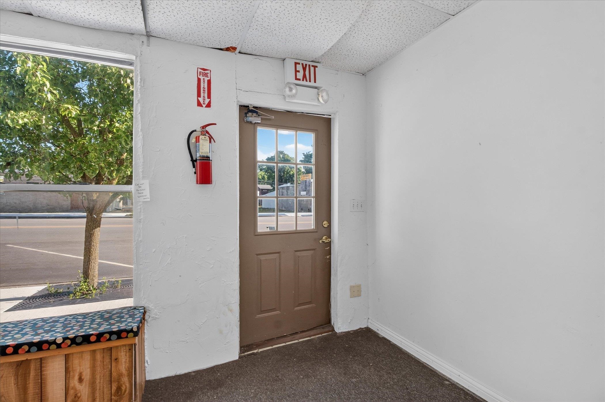 235 W Wright Avenue Property Photo 5